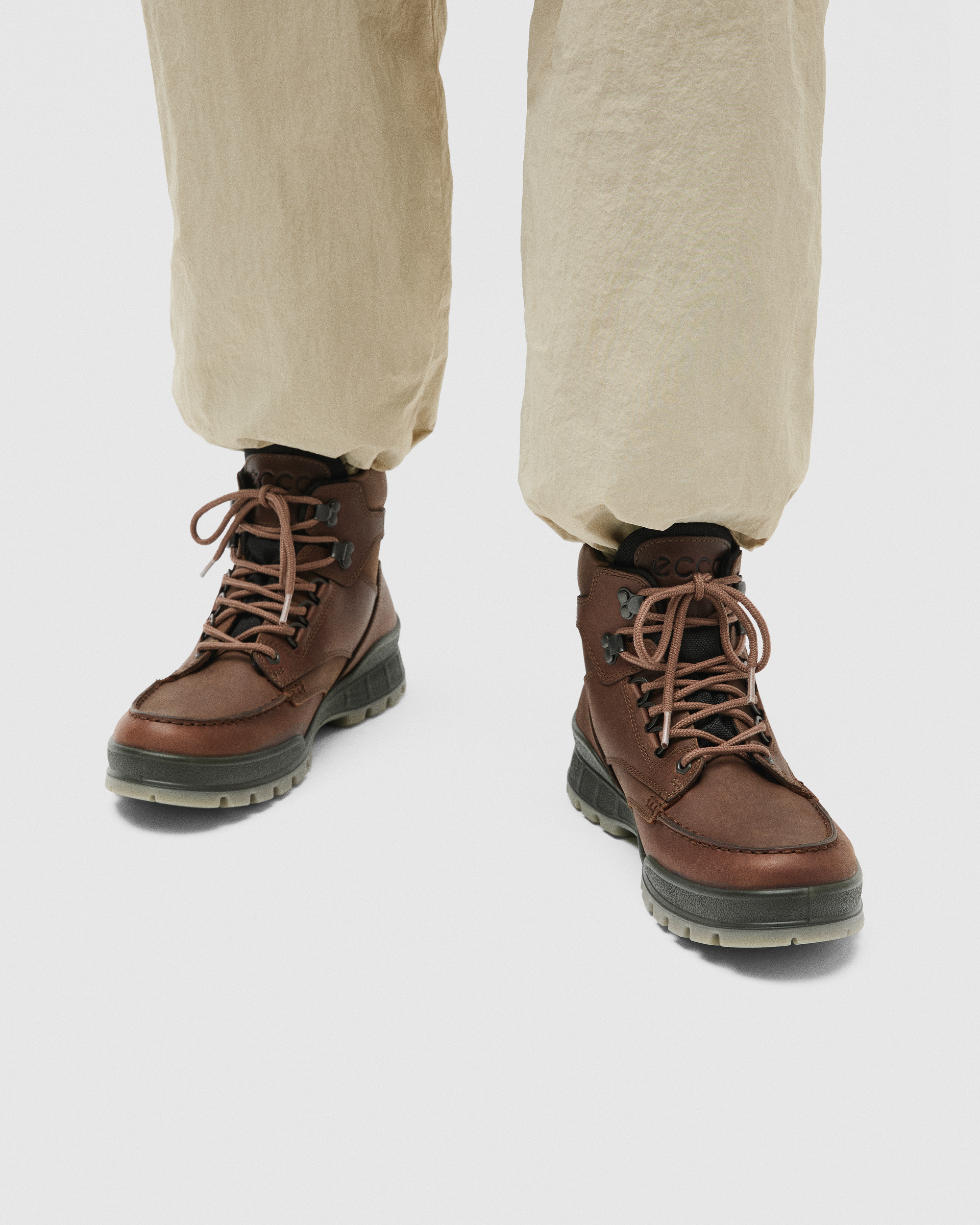Men's ECCO® TRACK 25 Leather Gore-Tex Mid-Cut Outdoor Boot | Brown