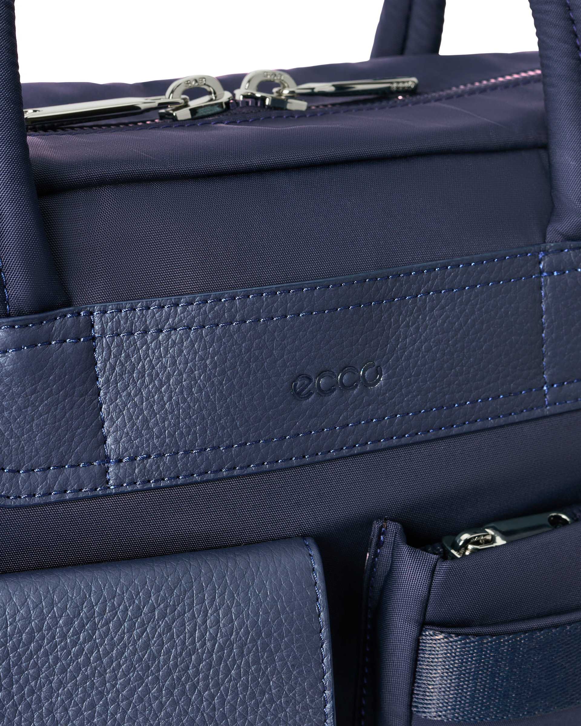 ECCO Voyager 12hr Folio Bag — Blue