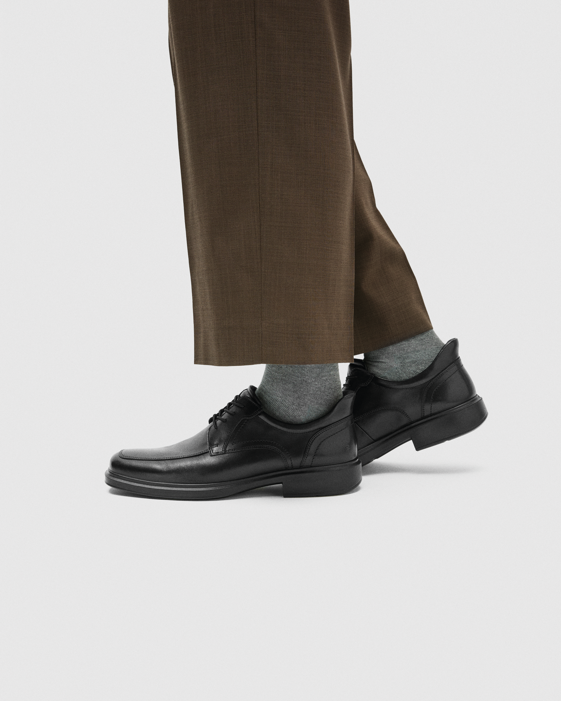 Men's ECCO® Helsinki 2 Leather Bike-Toe Derby Slip-In Shoe