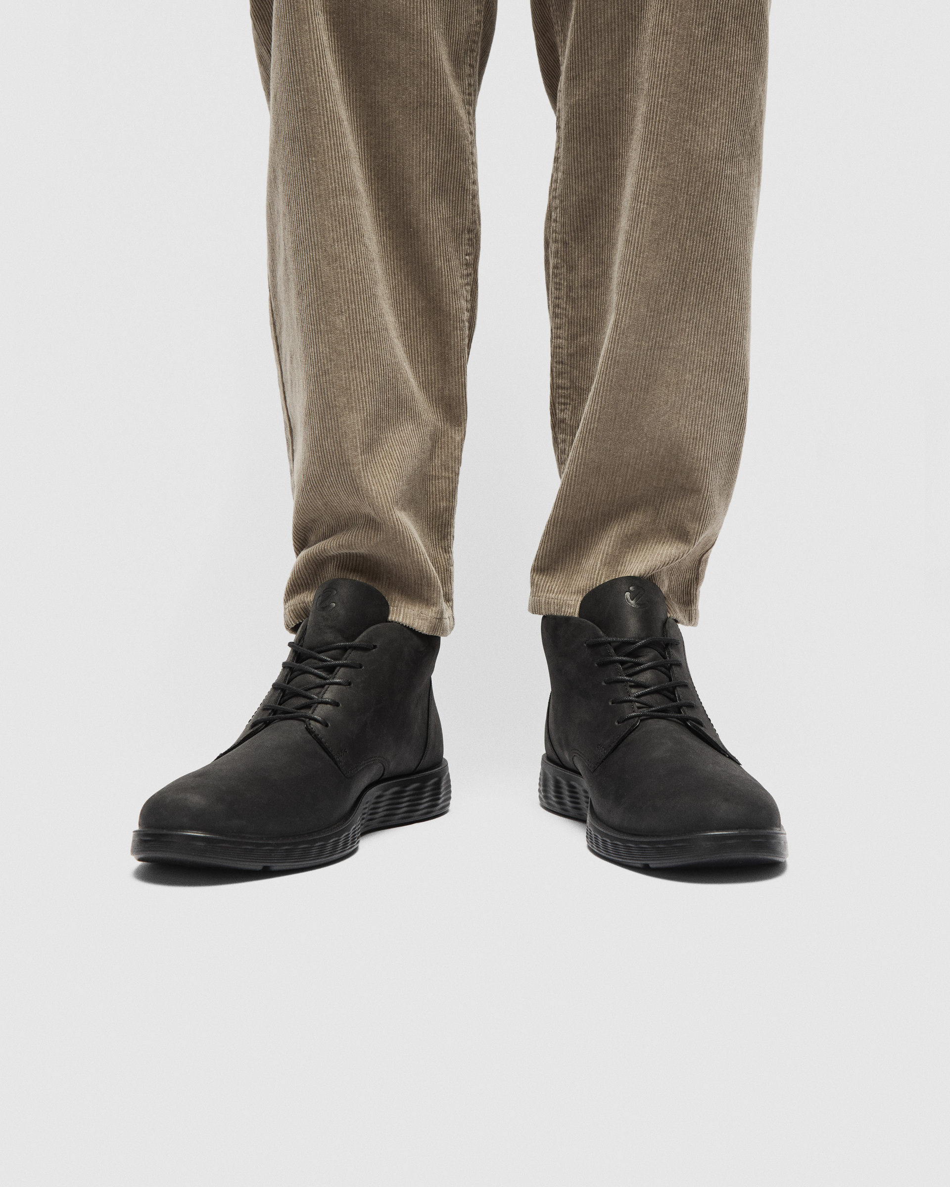 ECCO® S Lite Hybrid Gore-Tex chukkaboots herr - Svart - Lifestyle image-1