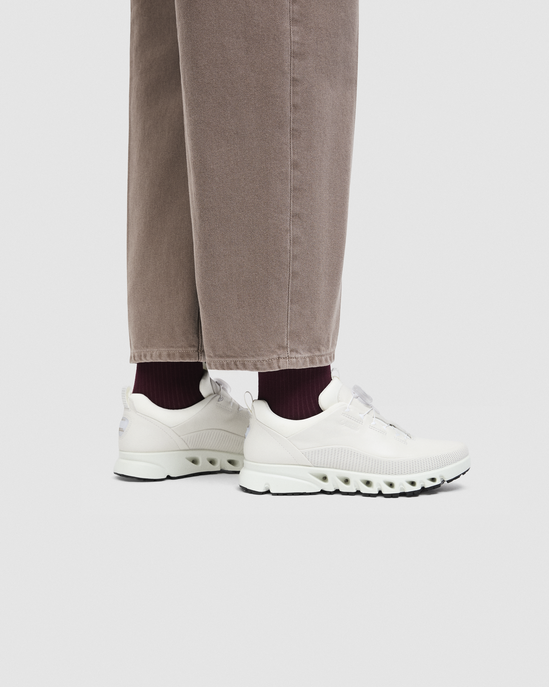 ECCO MULTI-VENT WOMEN ウィメンズ テキスタイルGore-Texシューズ