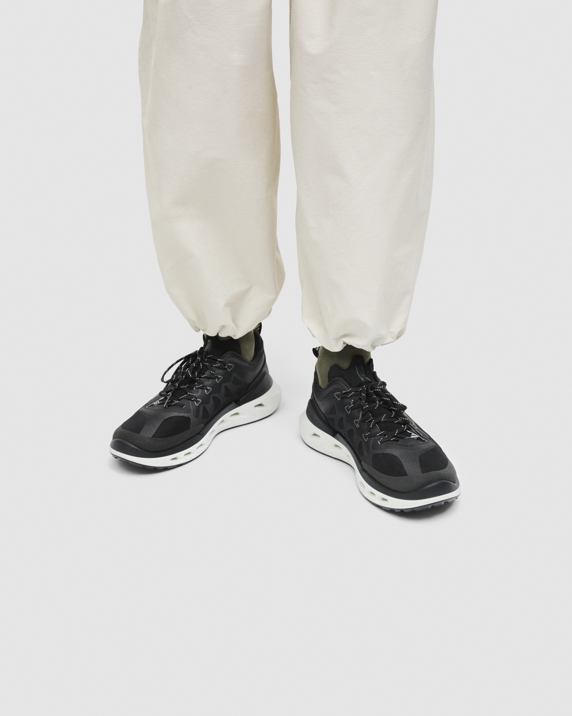 ECCO Biom 720 Breathru — Black
