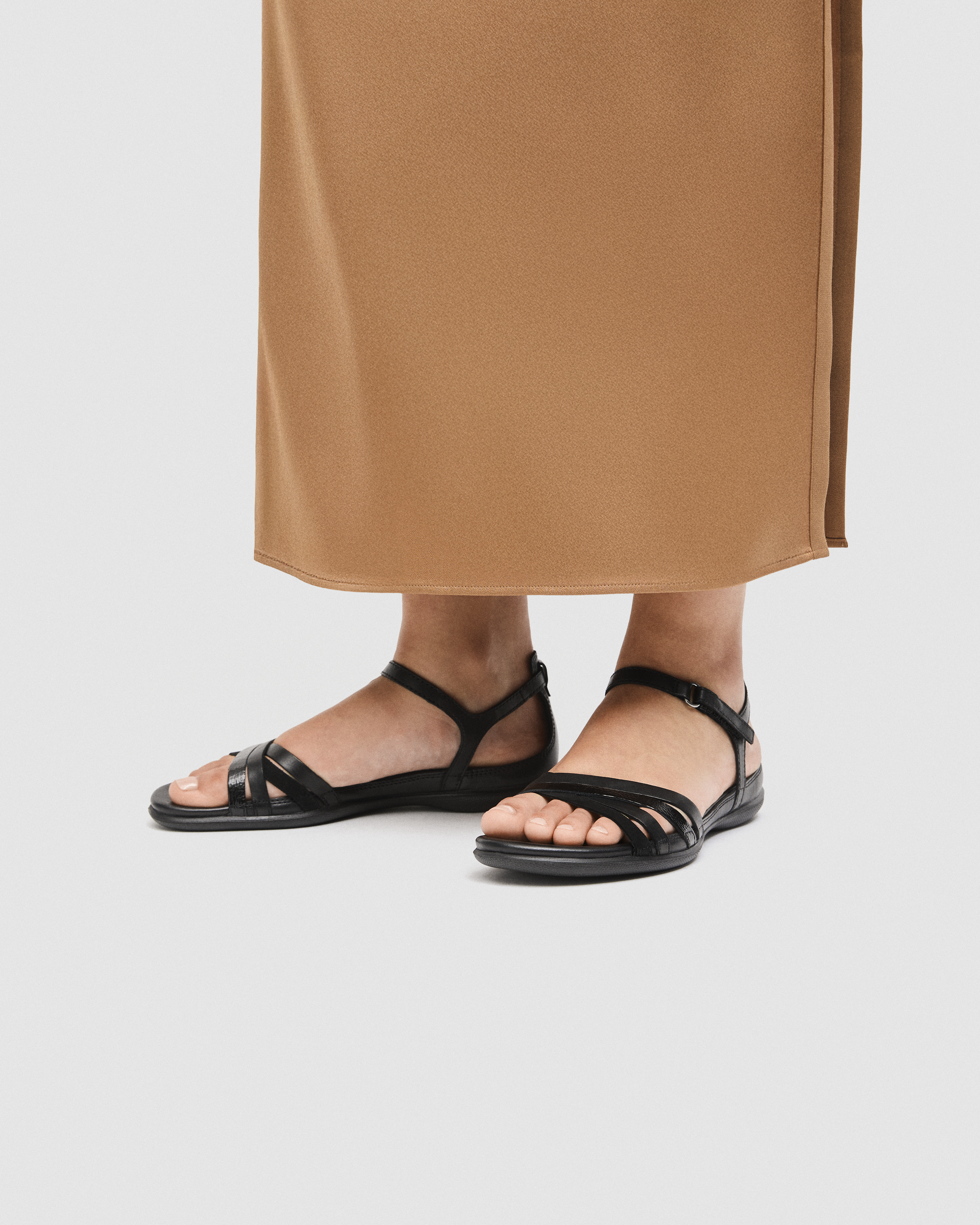 ECCO Flash — Black