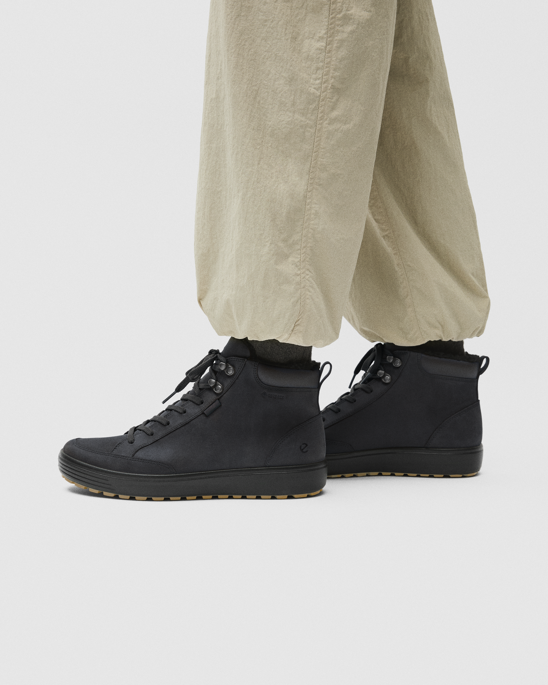 Ecco Gore-Tex Mens Sz 8/8.5 EU 42 Soft 7 Tred Tie Black Nubuck Leather Boots Soft 7 Tred GORE-TEX™ Zip Boot (Men) - ECCO main image 4