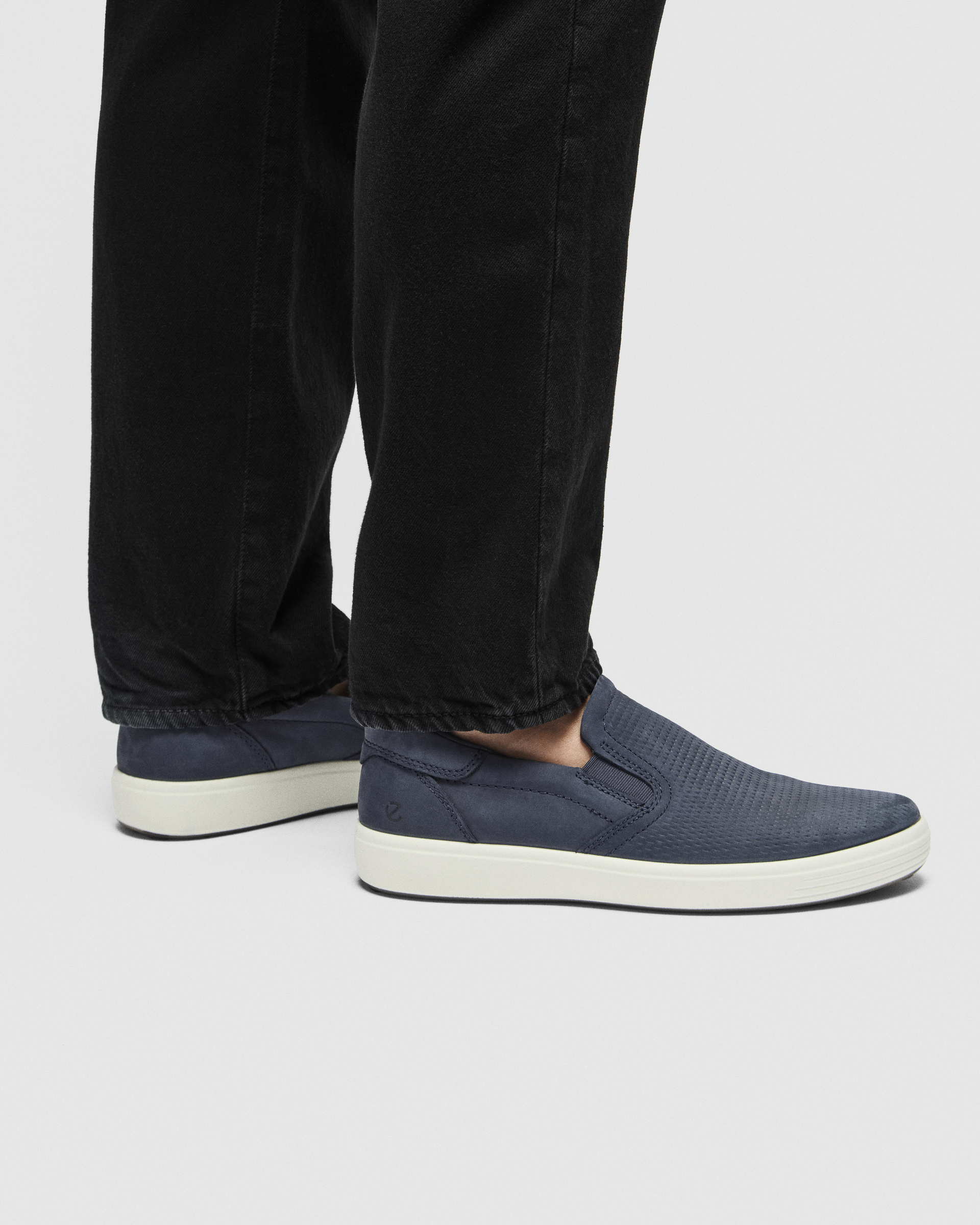 Men's ECCO® Soft 7 Nubuck Slip-In Shoe