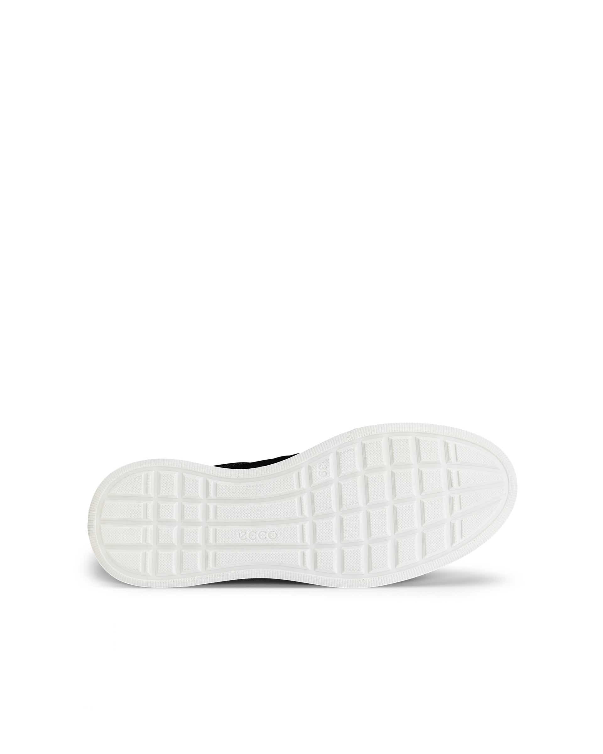 ECCO MOVE WOMEN'S SNEAKER - Black - Sole