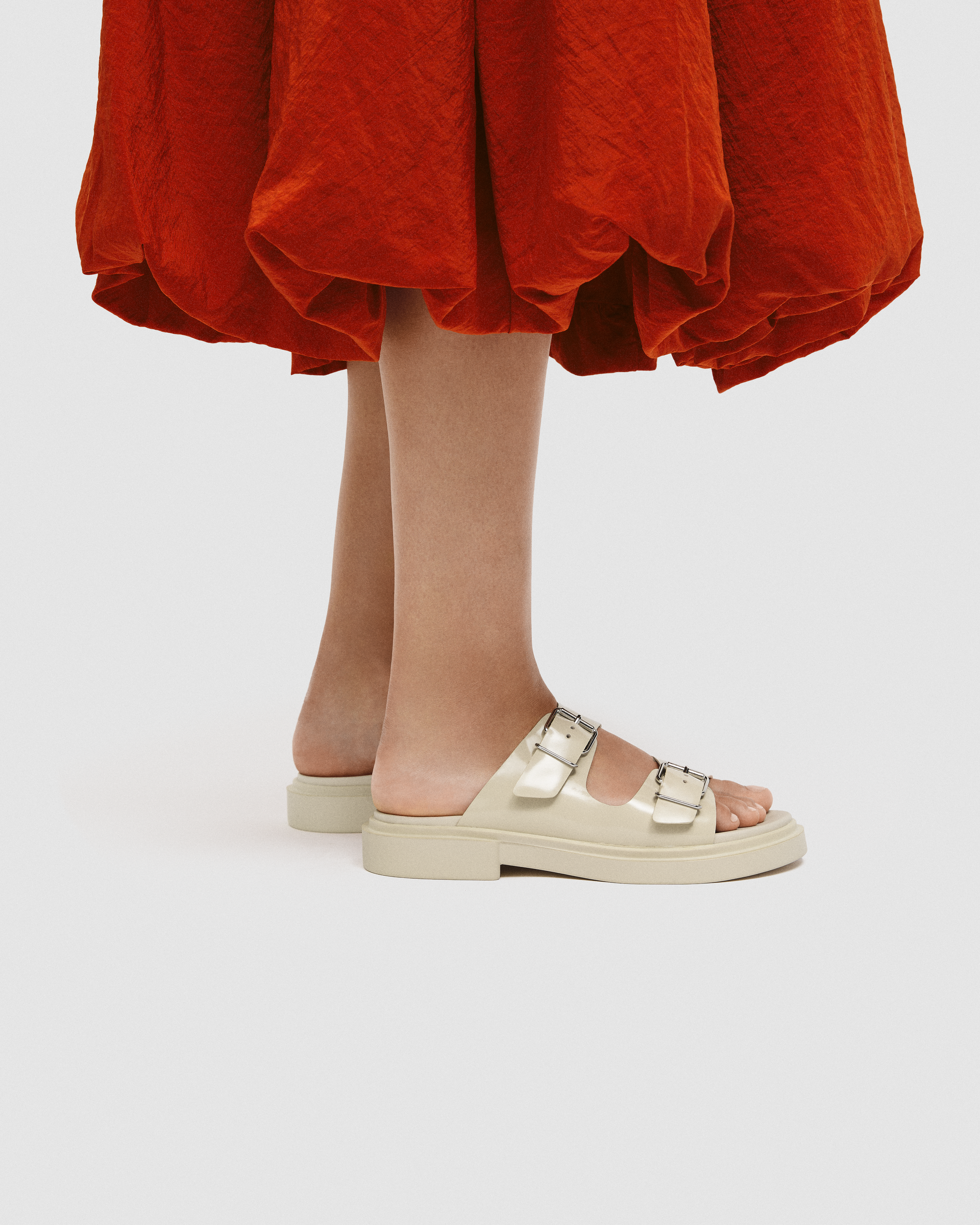 ECCO Metropole Seoul — Beige