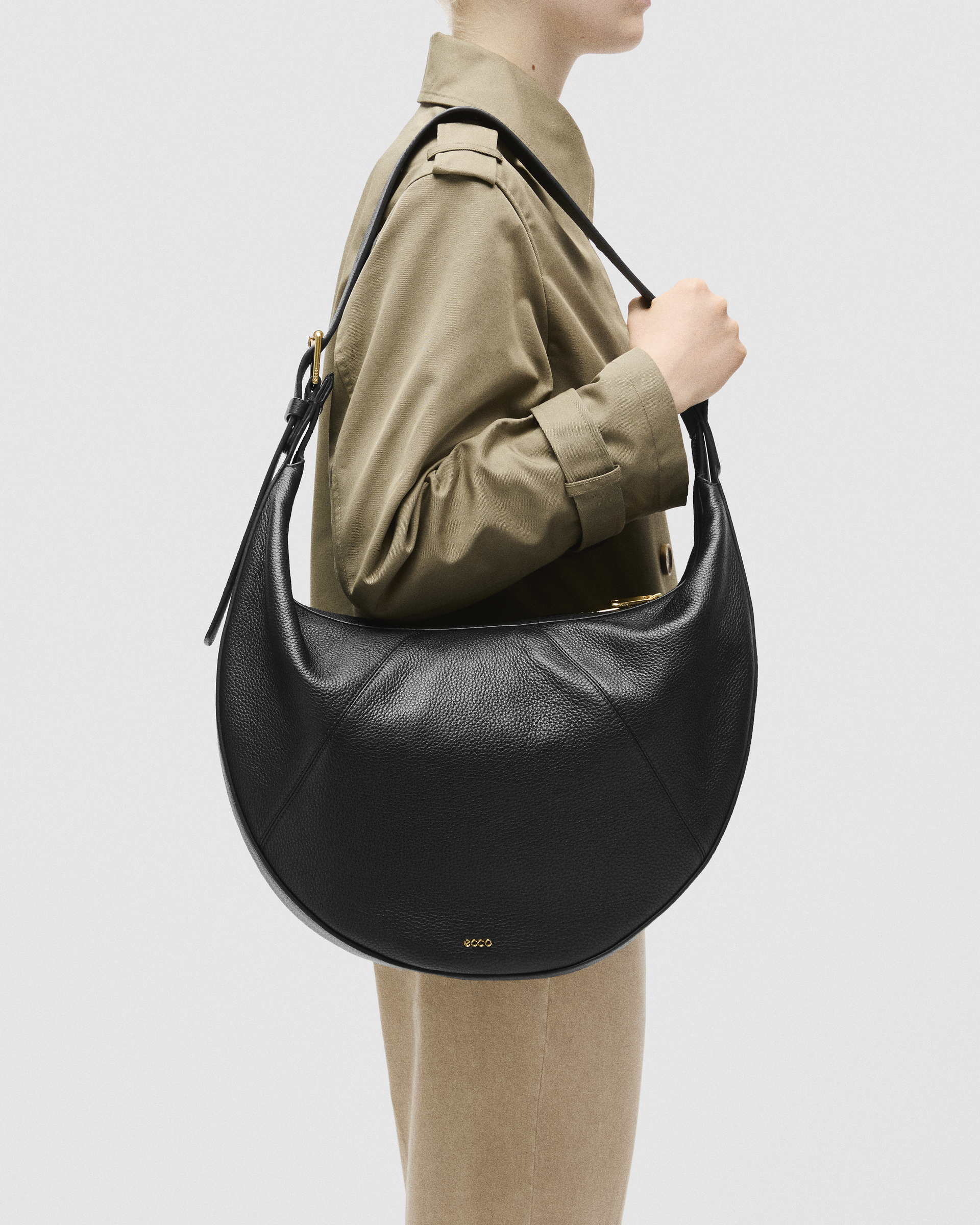 ECCO Fortune Bag L — Black