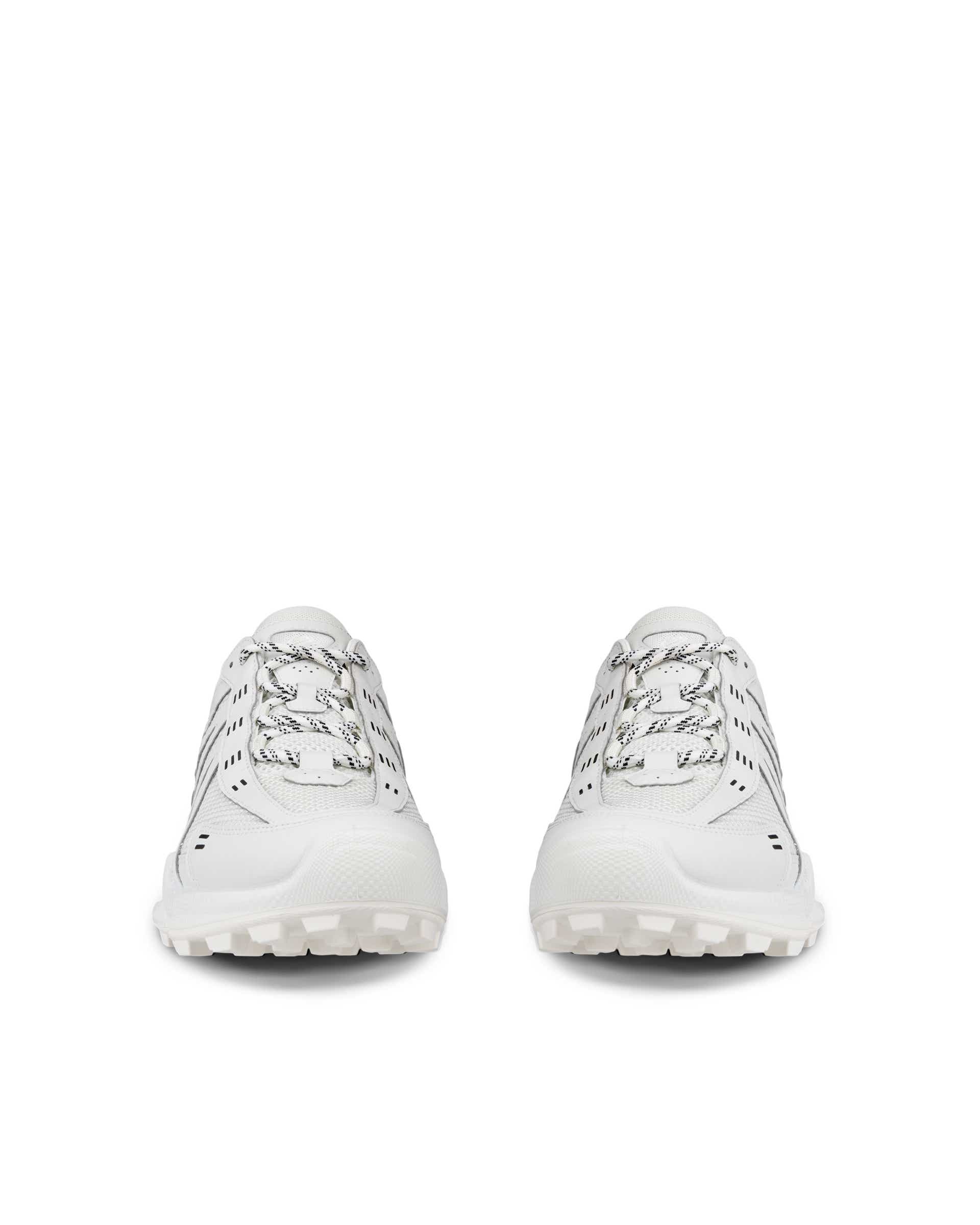 ECCO® Biom C-Trail baskets de plein air en toile pour homme - Blanc - Front pair