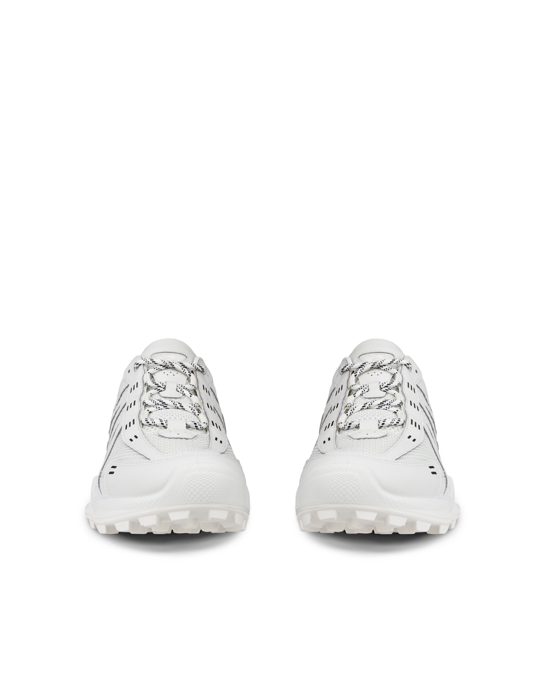 ECCO BIOM C Trail メンズ テキスタイルアウトドアスニーカー - ホワイト - Front pair