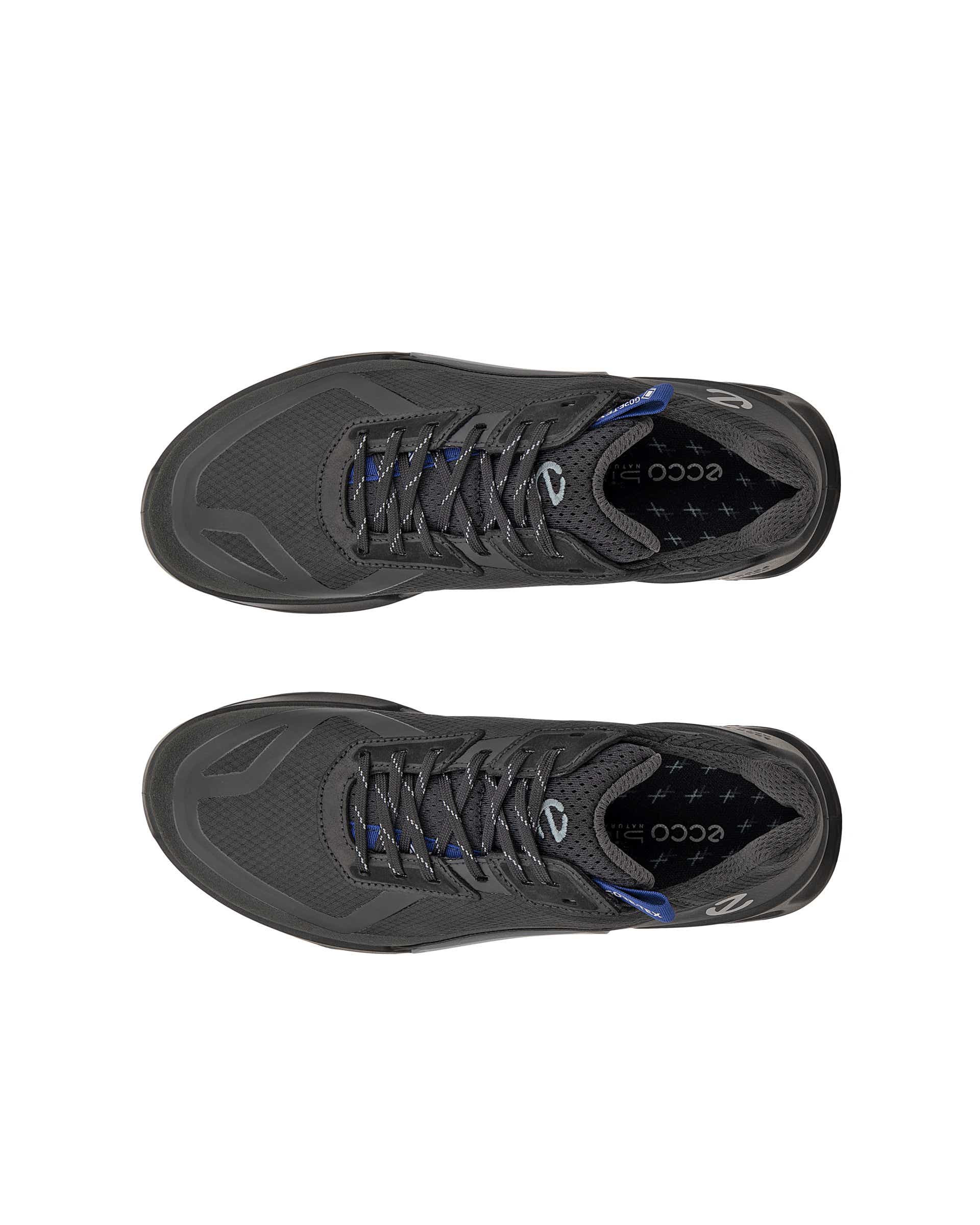 ECCO BIOM 2.1 X Country メンズ テキスタイルGore-Texトレイルランニングシューズ - ブラック - Top left pair