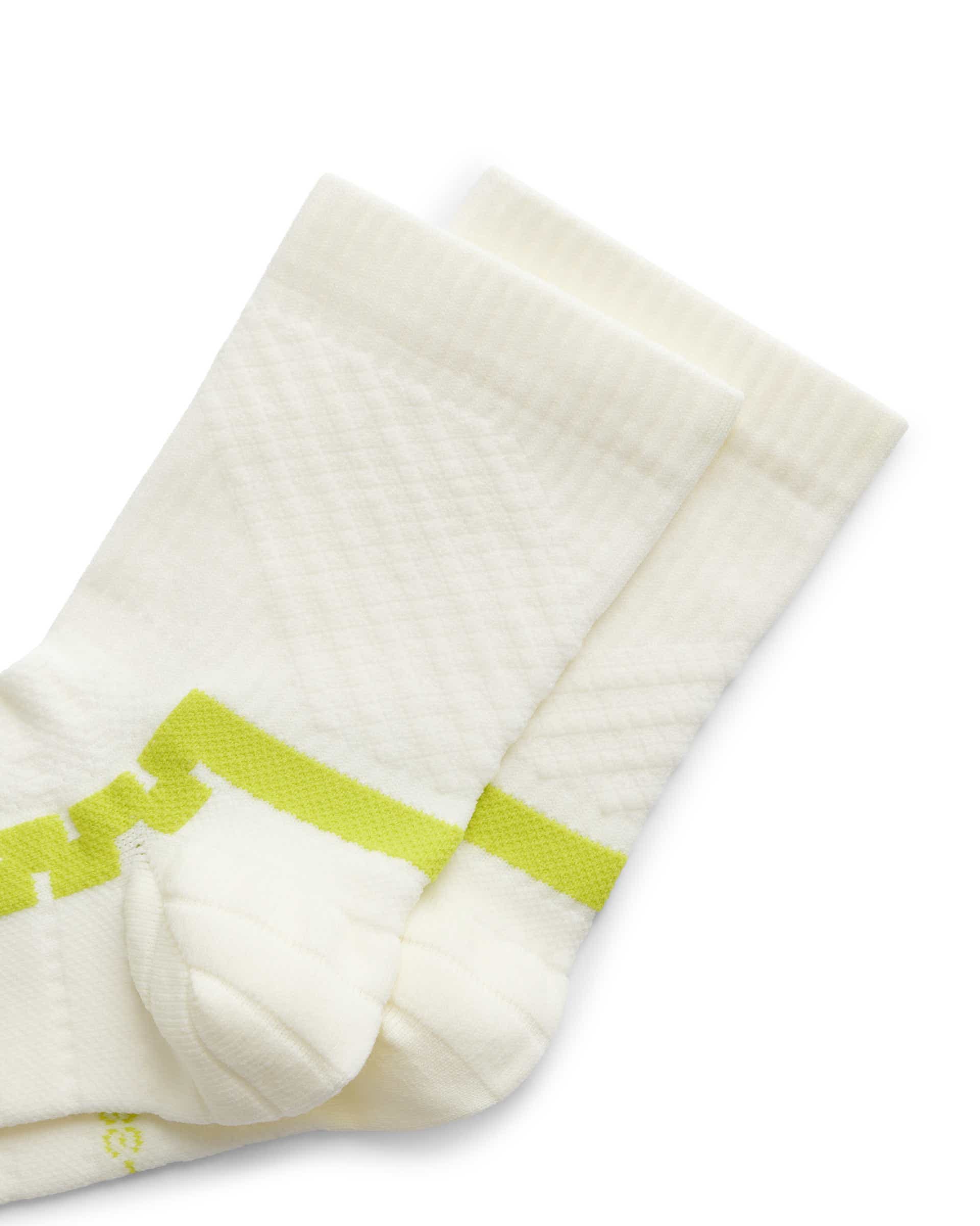 ECCO Tech Walking ユニセックス ファンクショナルミッドカットソックス - ホワイト - Detail-1