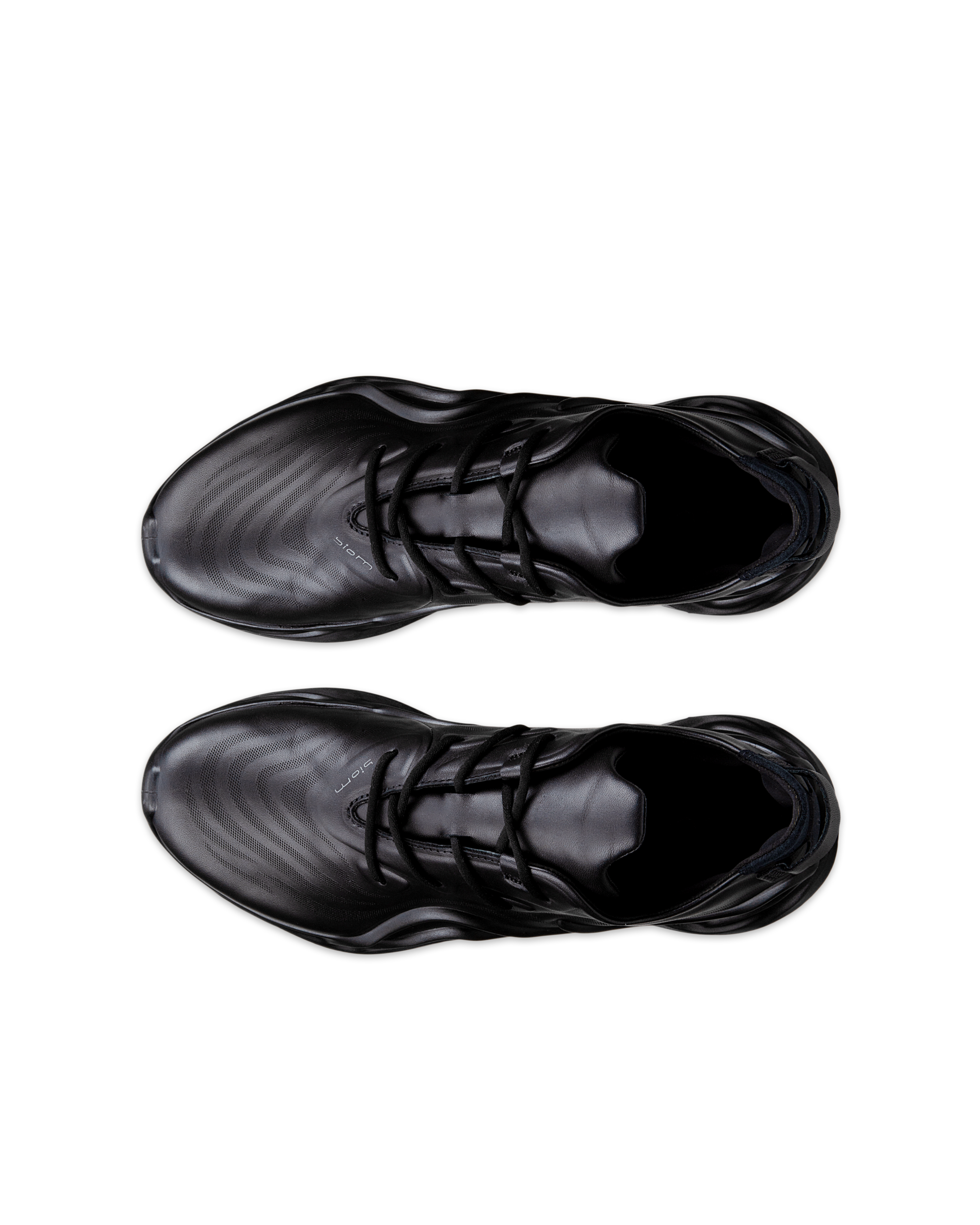 ECCO BIOM INFINITE — Black