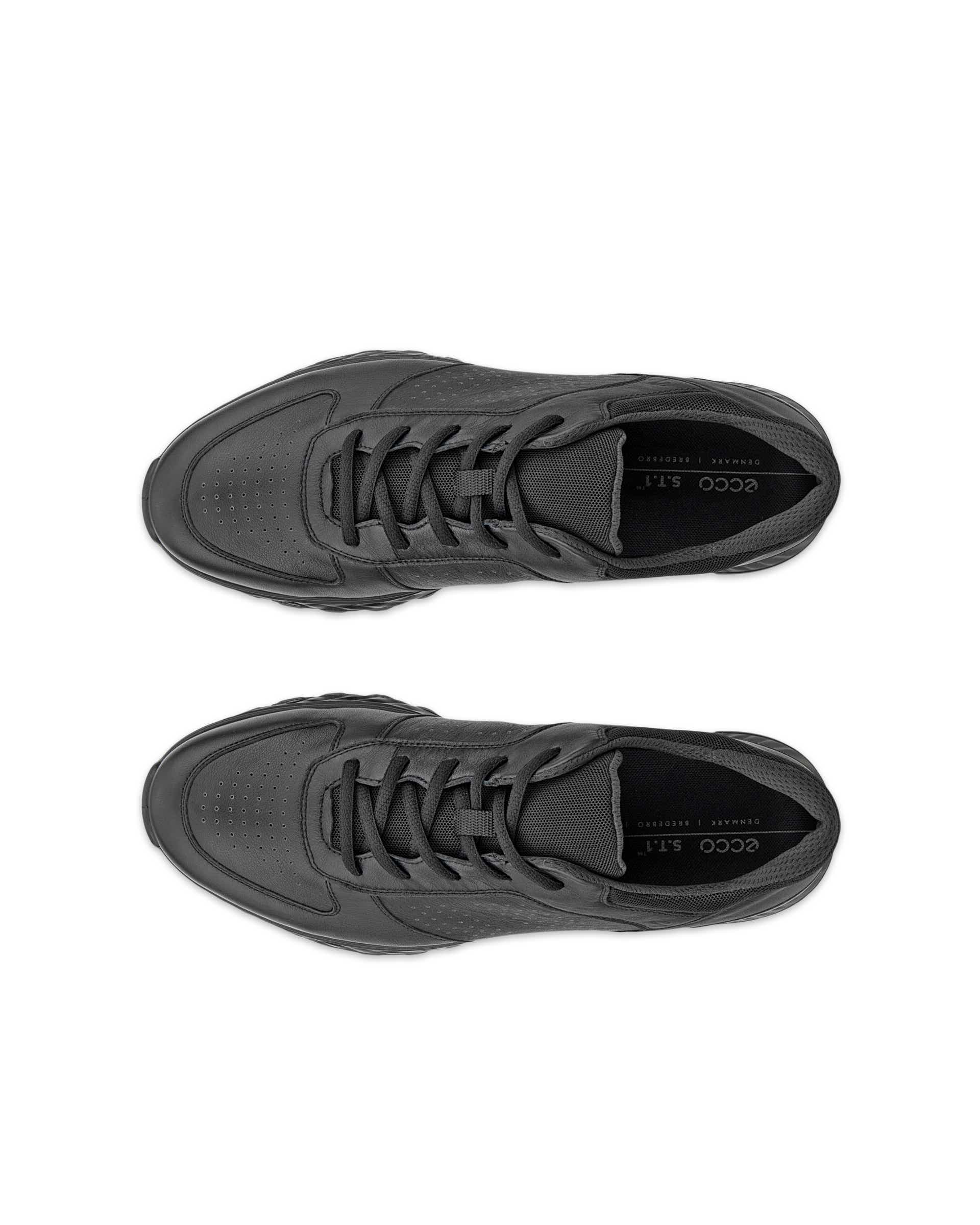 ECCO® Exostride baskets de plein air en cuir pour homme - Noir - Top left pair