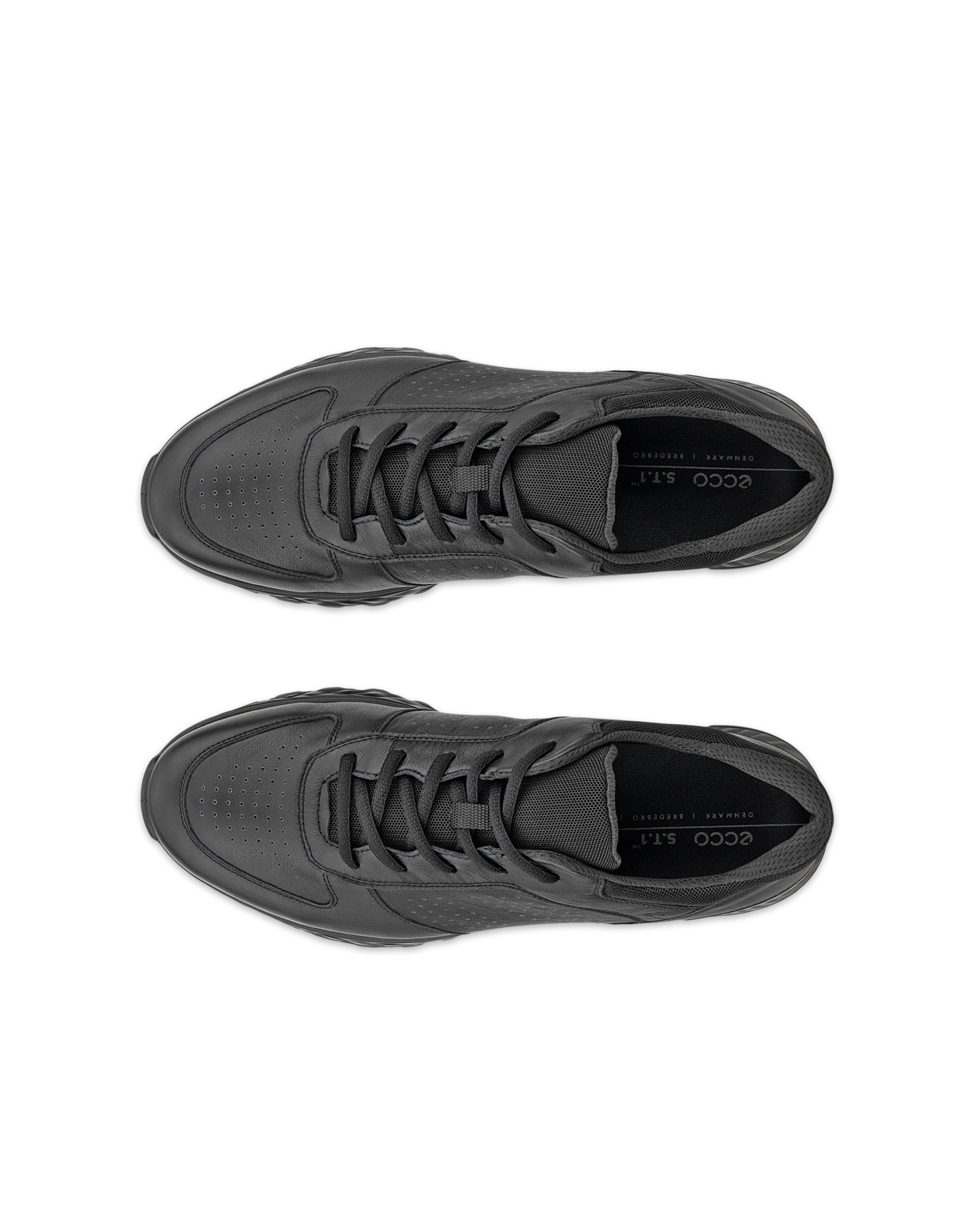 ECCO EXOSTRIDE — Black