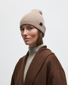 ECCO Women Classic Fine Beanie — Brown 3
