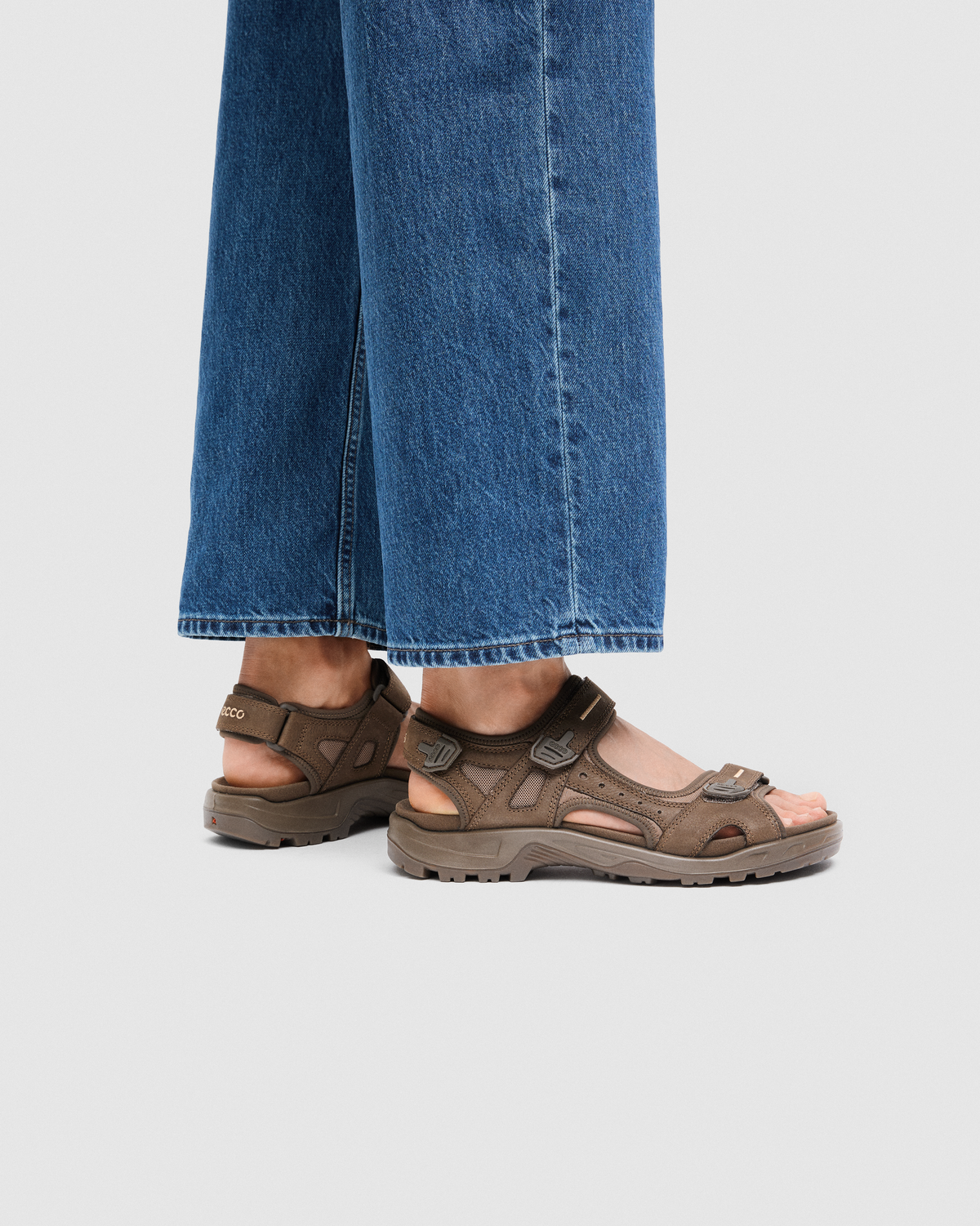 ECCO Offroad — Brown