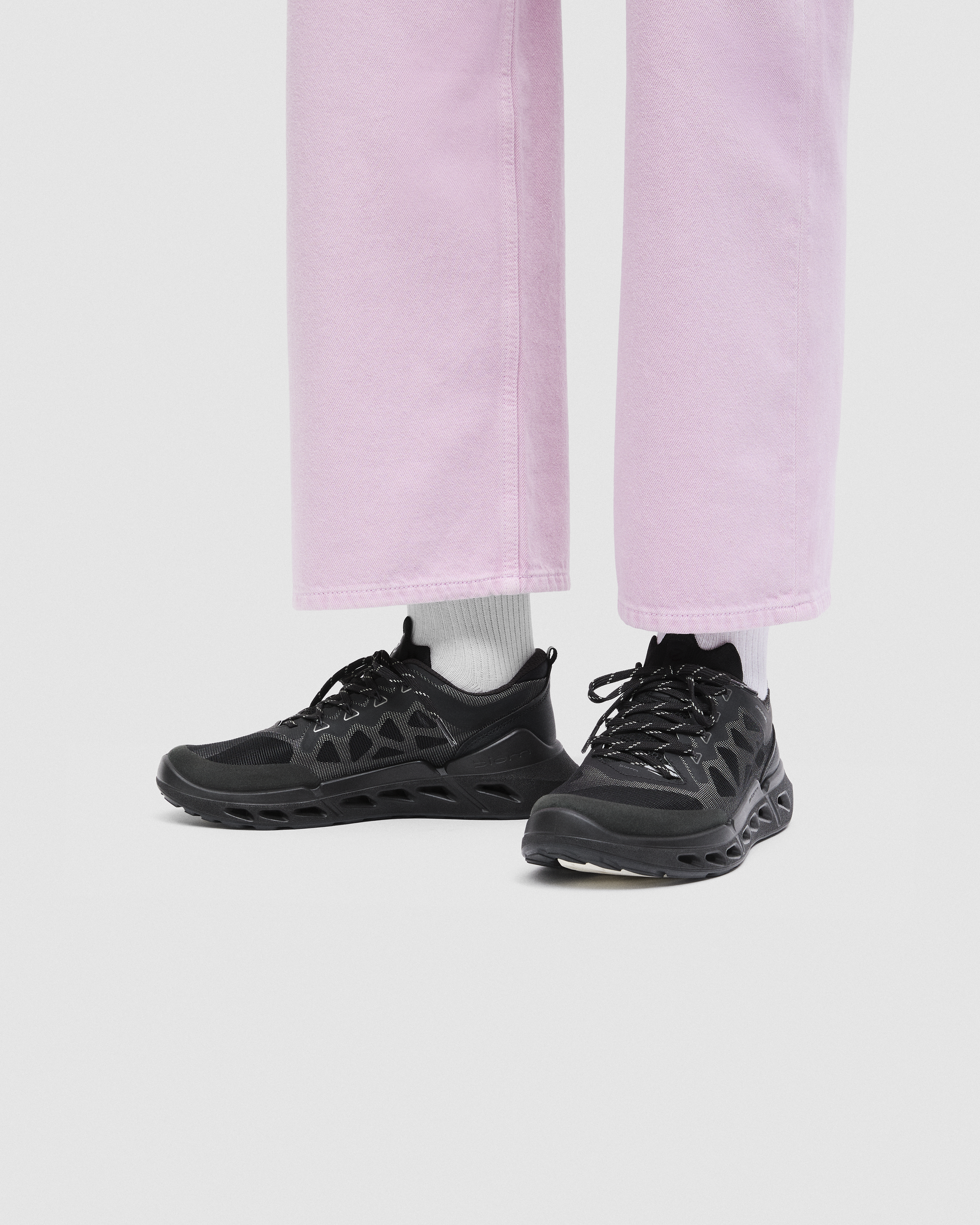 ECCO Biom 720 Breathru — Black