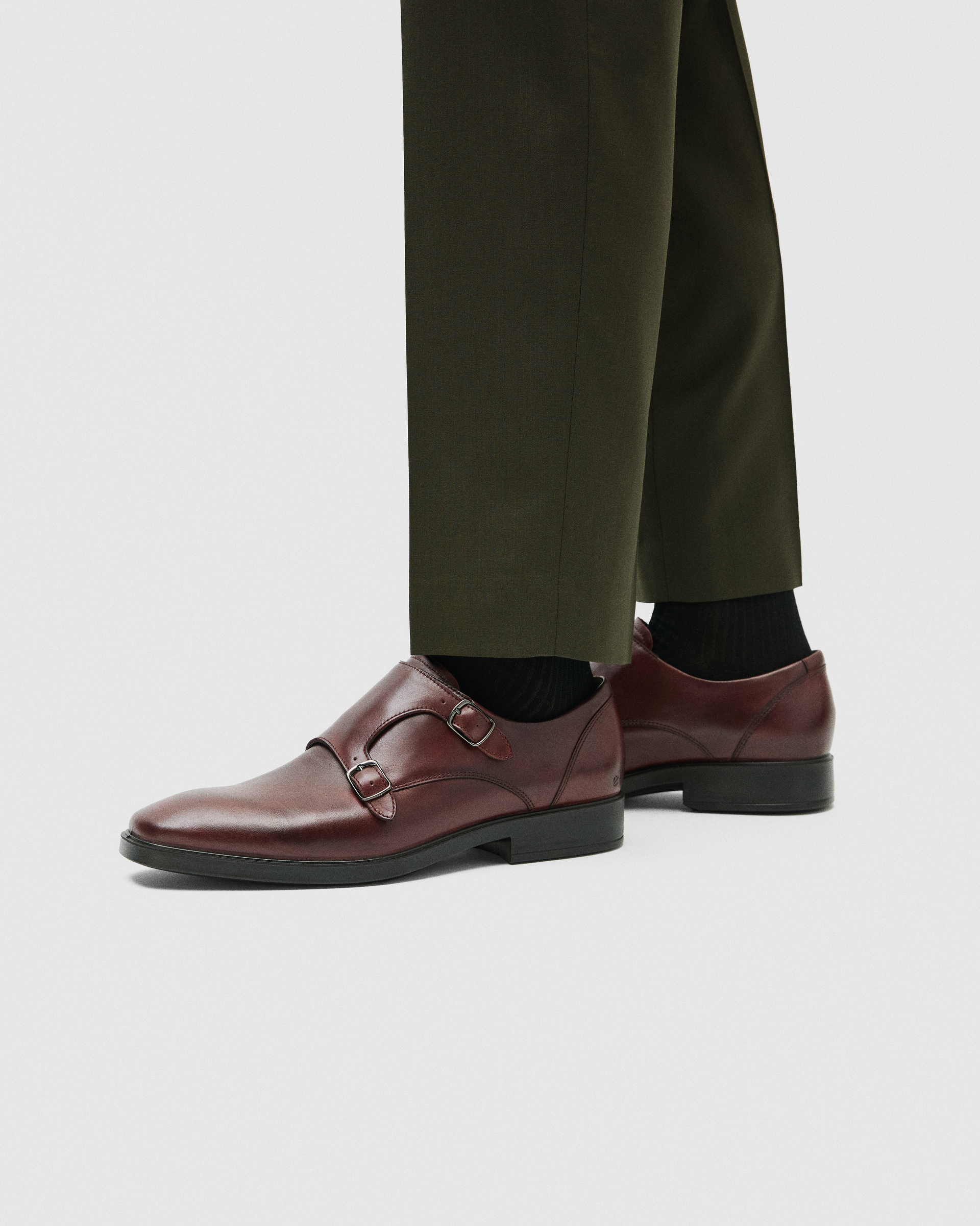 ECCO Metropole Milan — Red (alternate view)