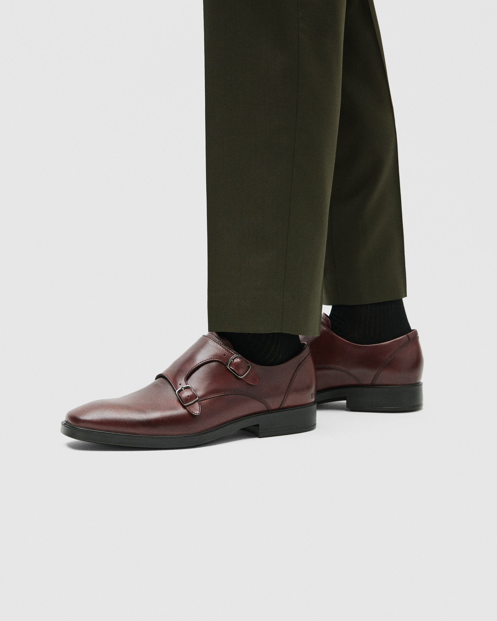 ECCO® METROPOLE MILAN Herren Eleganter Lederschuh - Rot - Lifestyle image-1