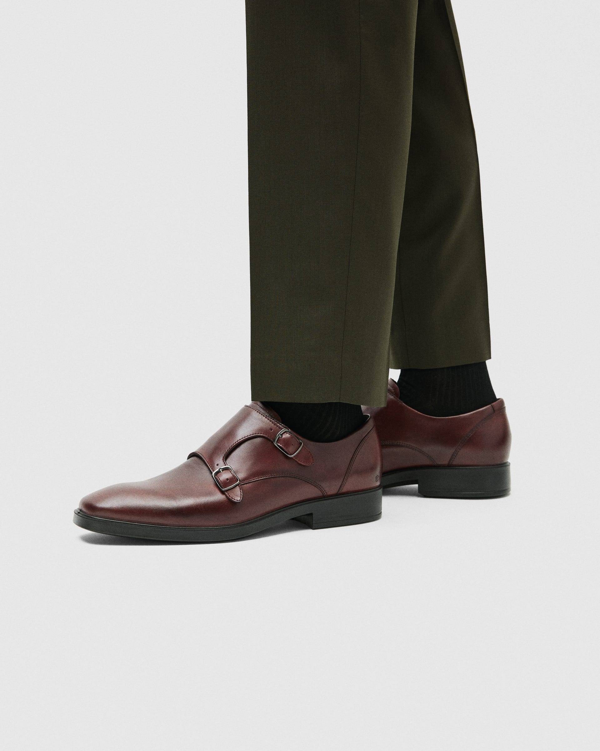 ECCO® METROPOLE MILAN Herren Eleganter Lederschuh - Rot - Lifestyle image-1