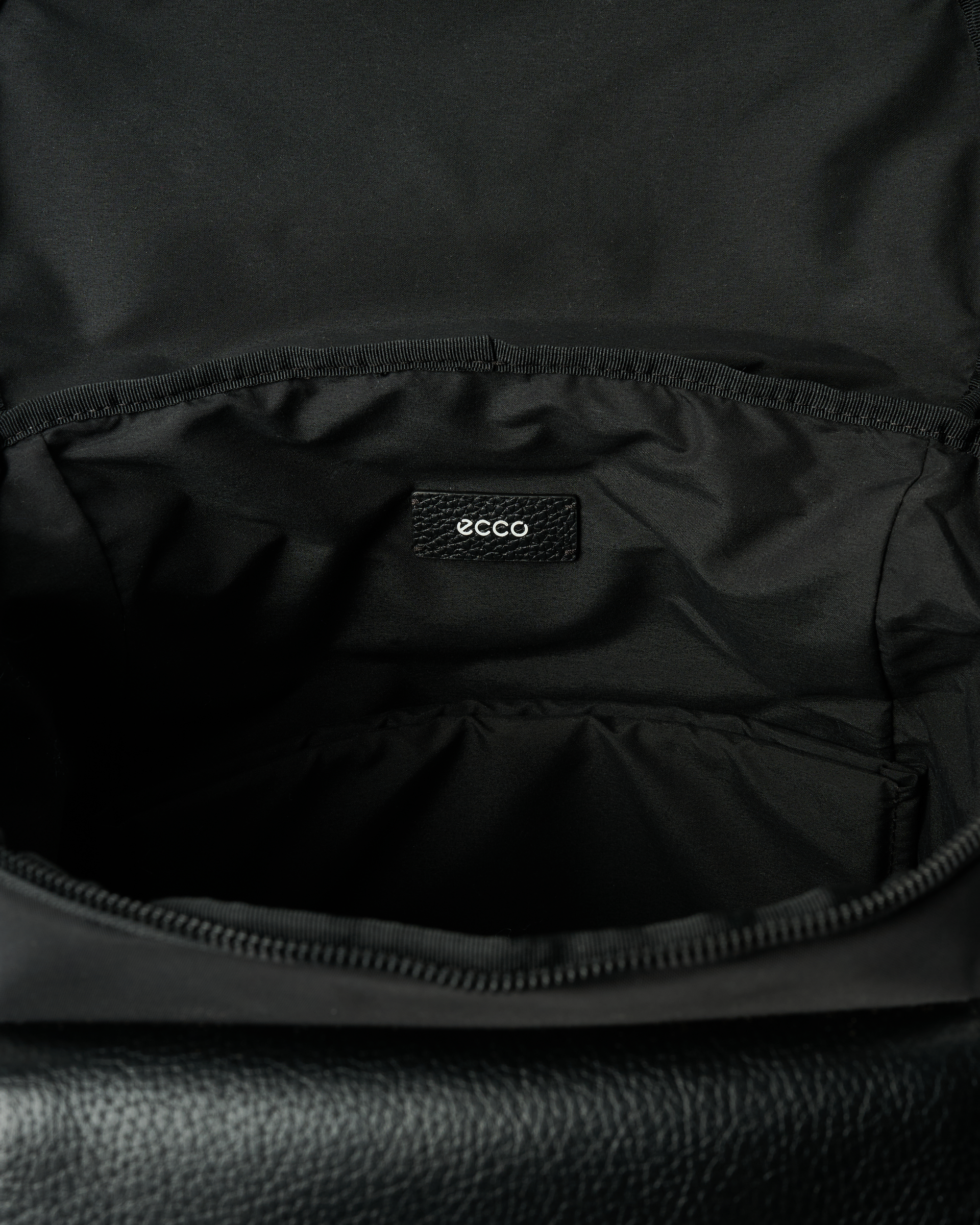 ECCO Voyager Sack — Black