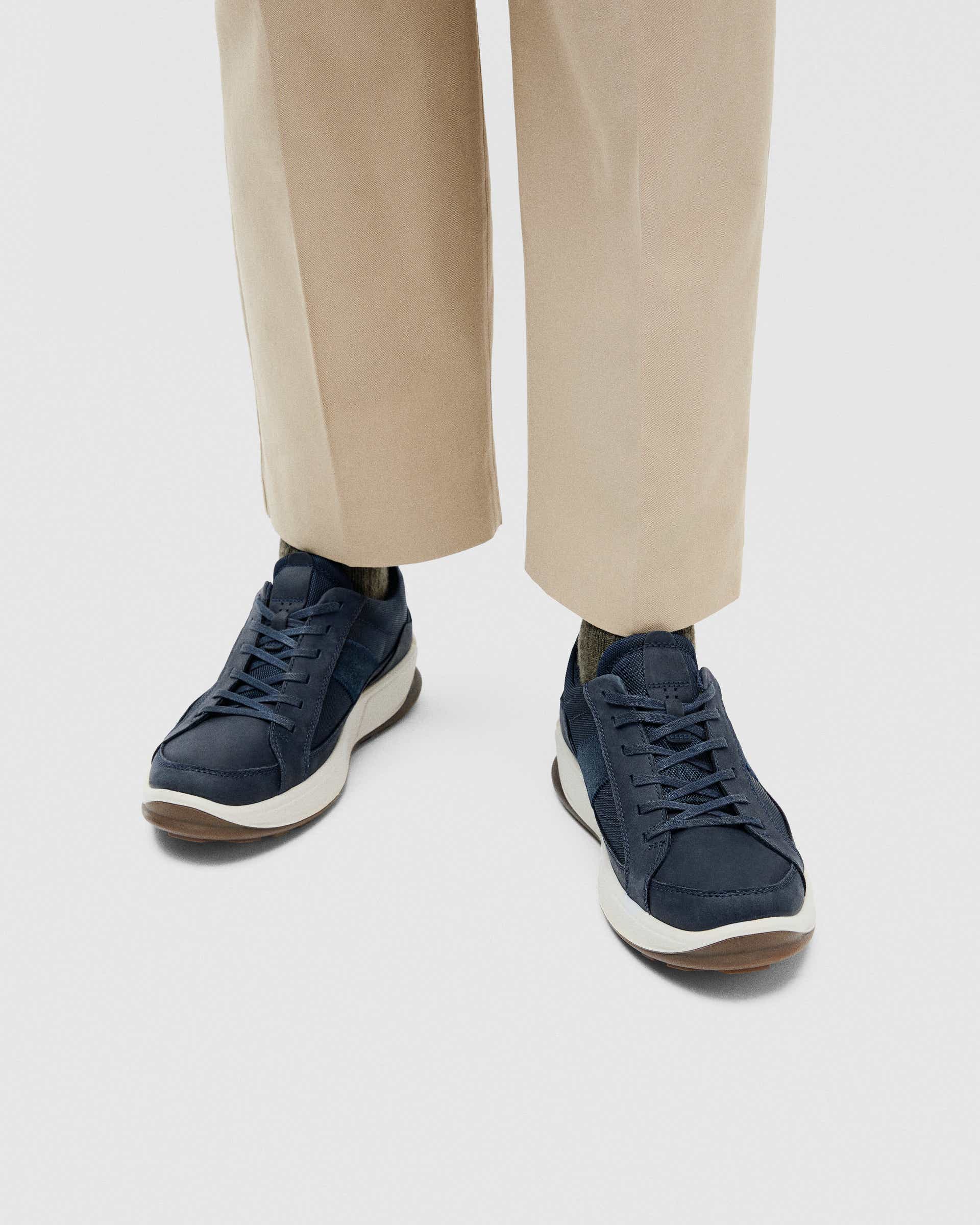 ECCO® BYWAY 2.0 Herren Textilsneaker - Blau - Lifestyle image-1