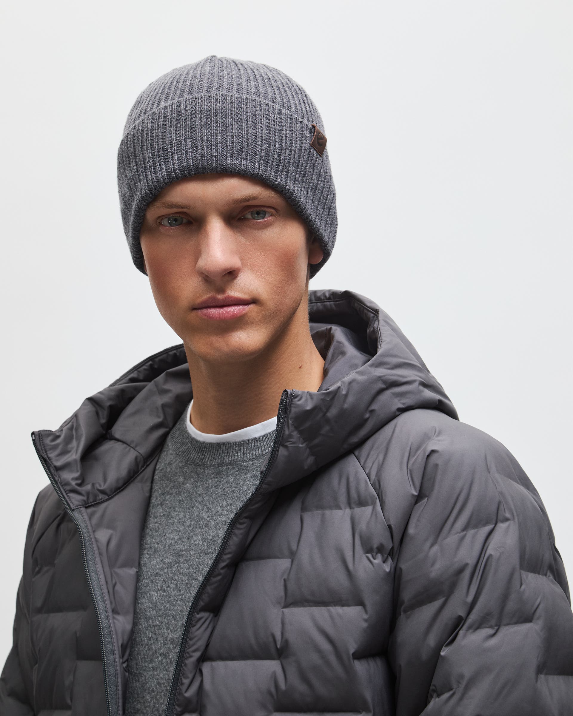 Men's ECCO® Classic Beanie - Grey - Lifestyle image-1