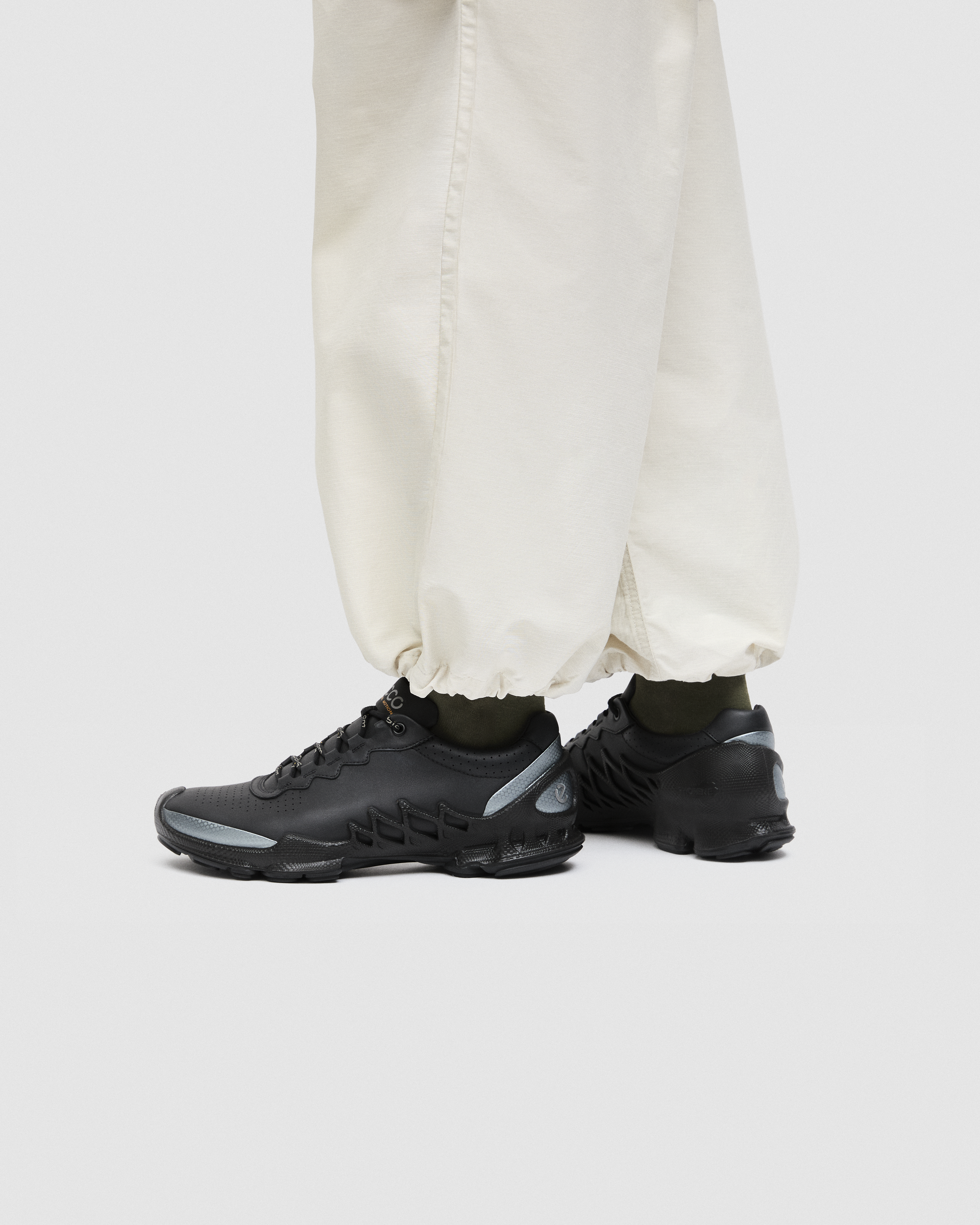 ECCO BIOM AEX — Black