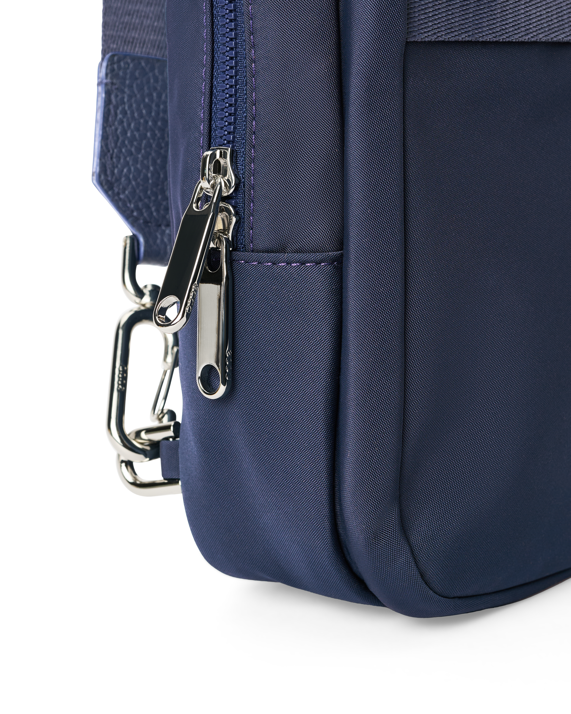 ECCO Voyager X Body Sling — Blue
