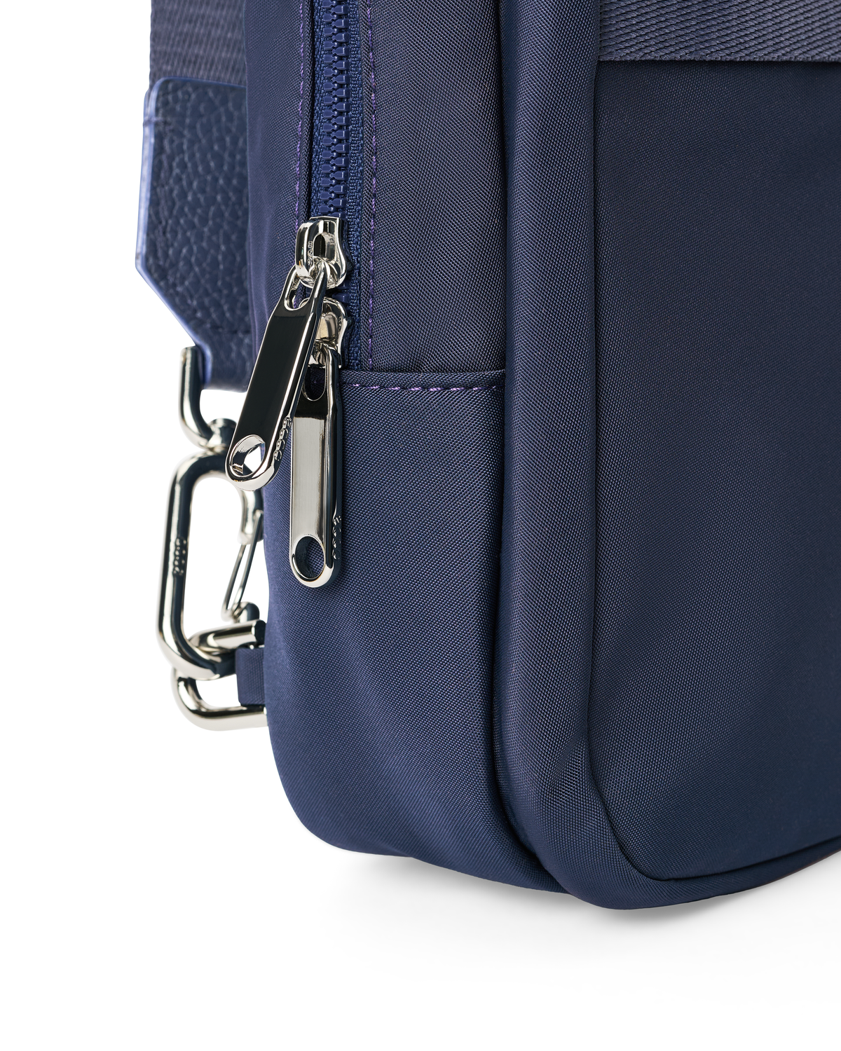 ECCO Voyager X Body Sling — Blue