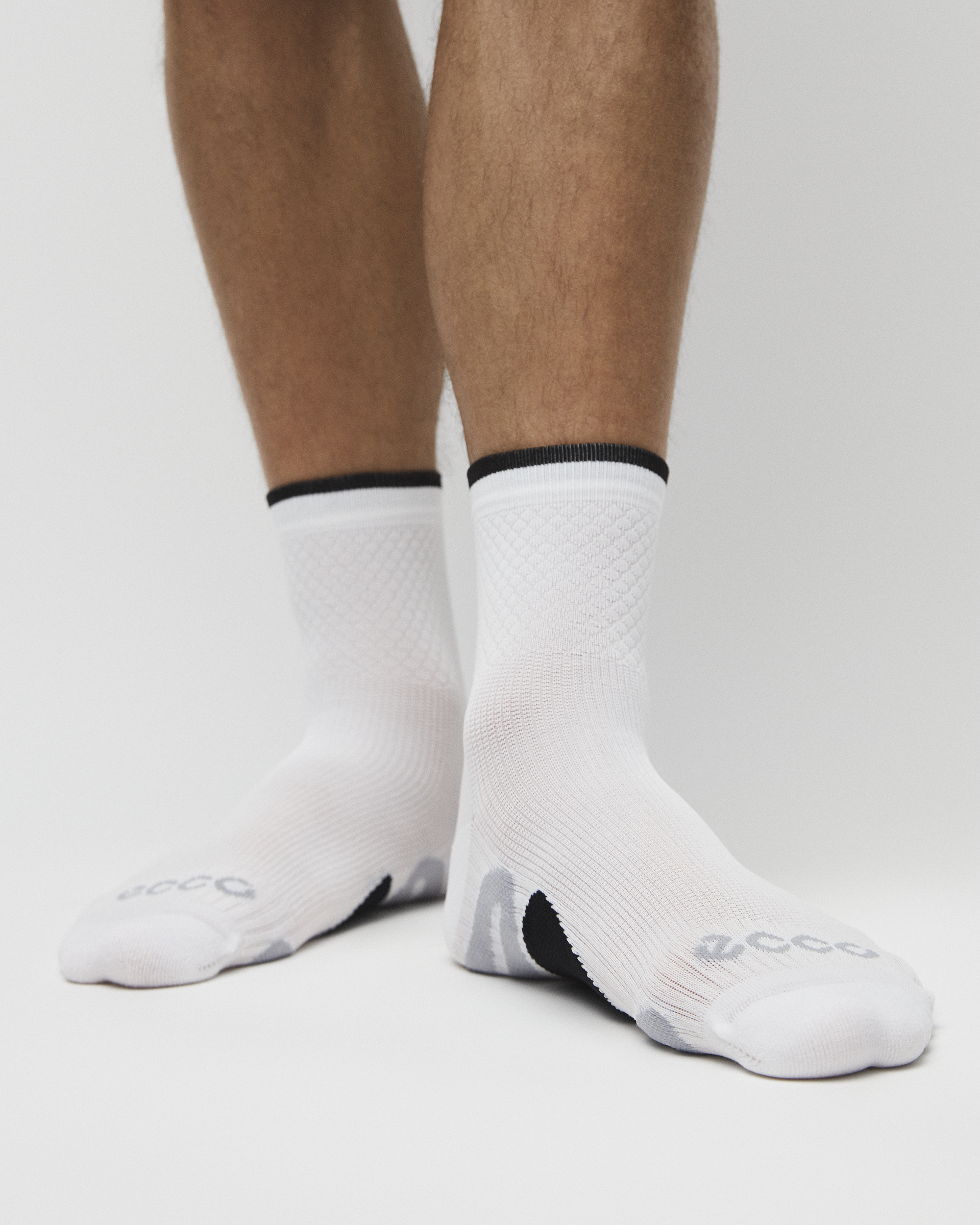 ECCO Tech Tour Lite Mid-Cut — White