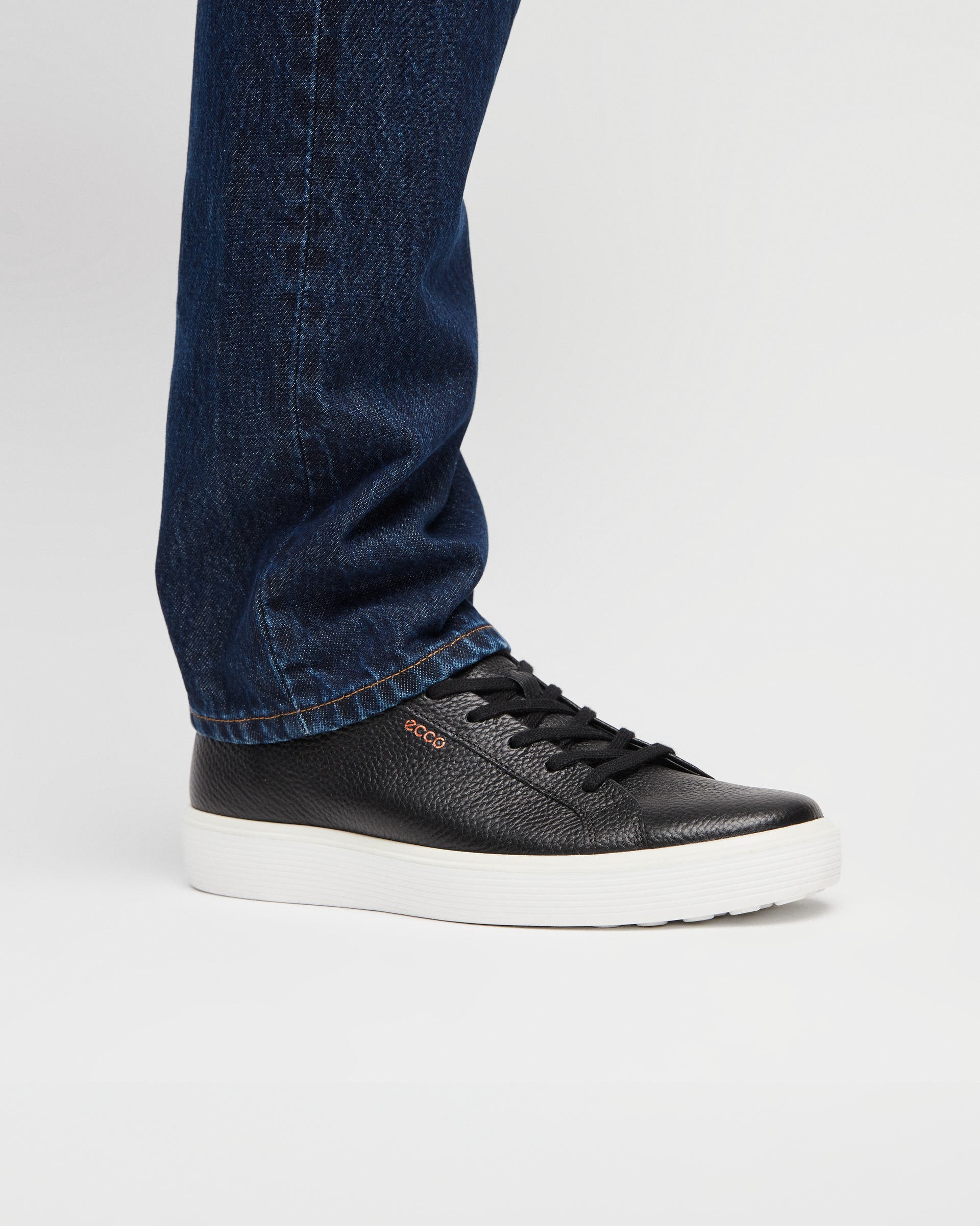 Men's ECCO® Soft 60 Leather Sneaker - Black - Lifestyle image-1