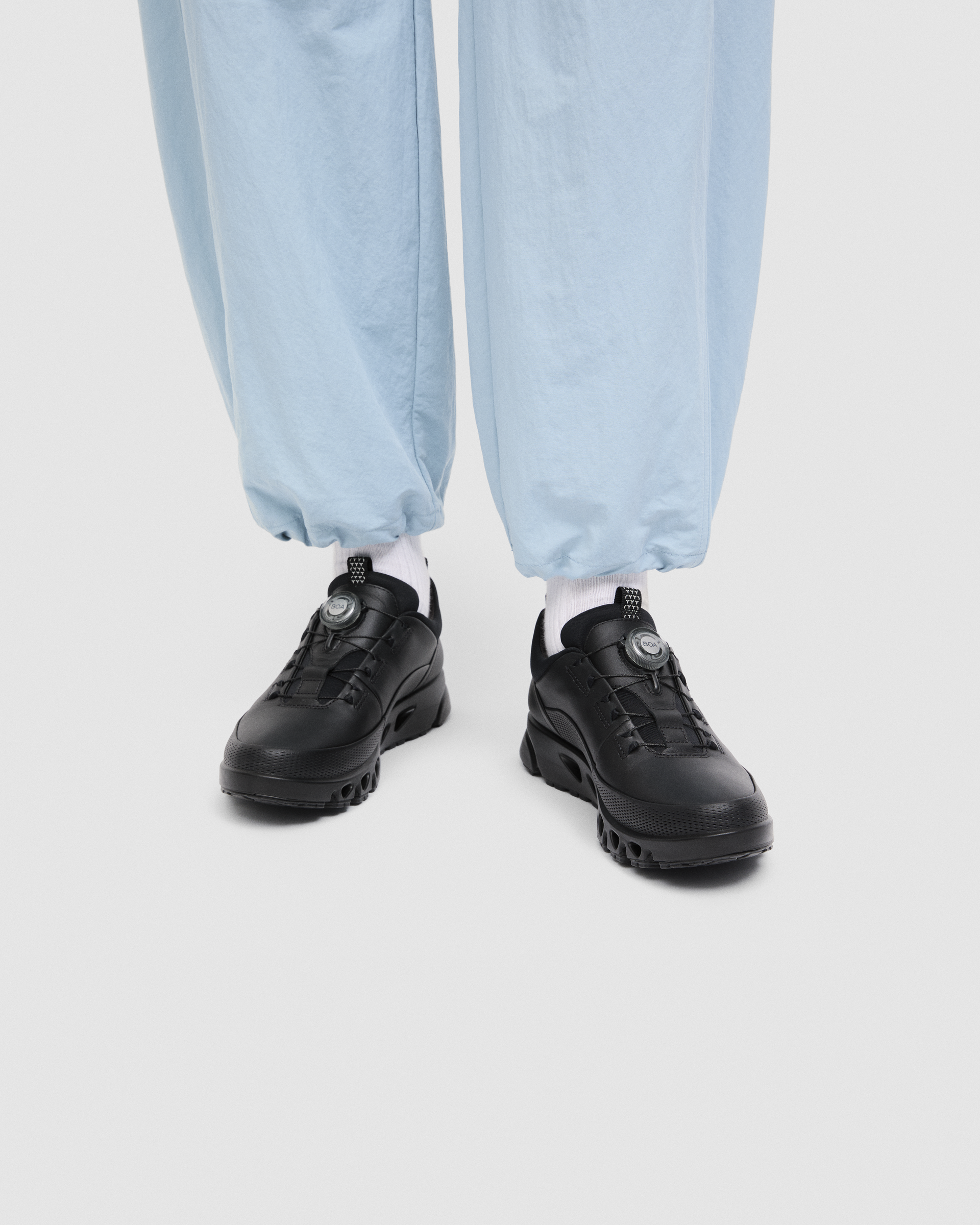 ECCO MULTI-VENT WOMEN ウィメンズ テキスタイルGore-Texシューズ