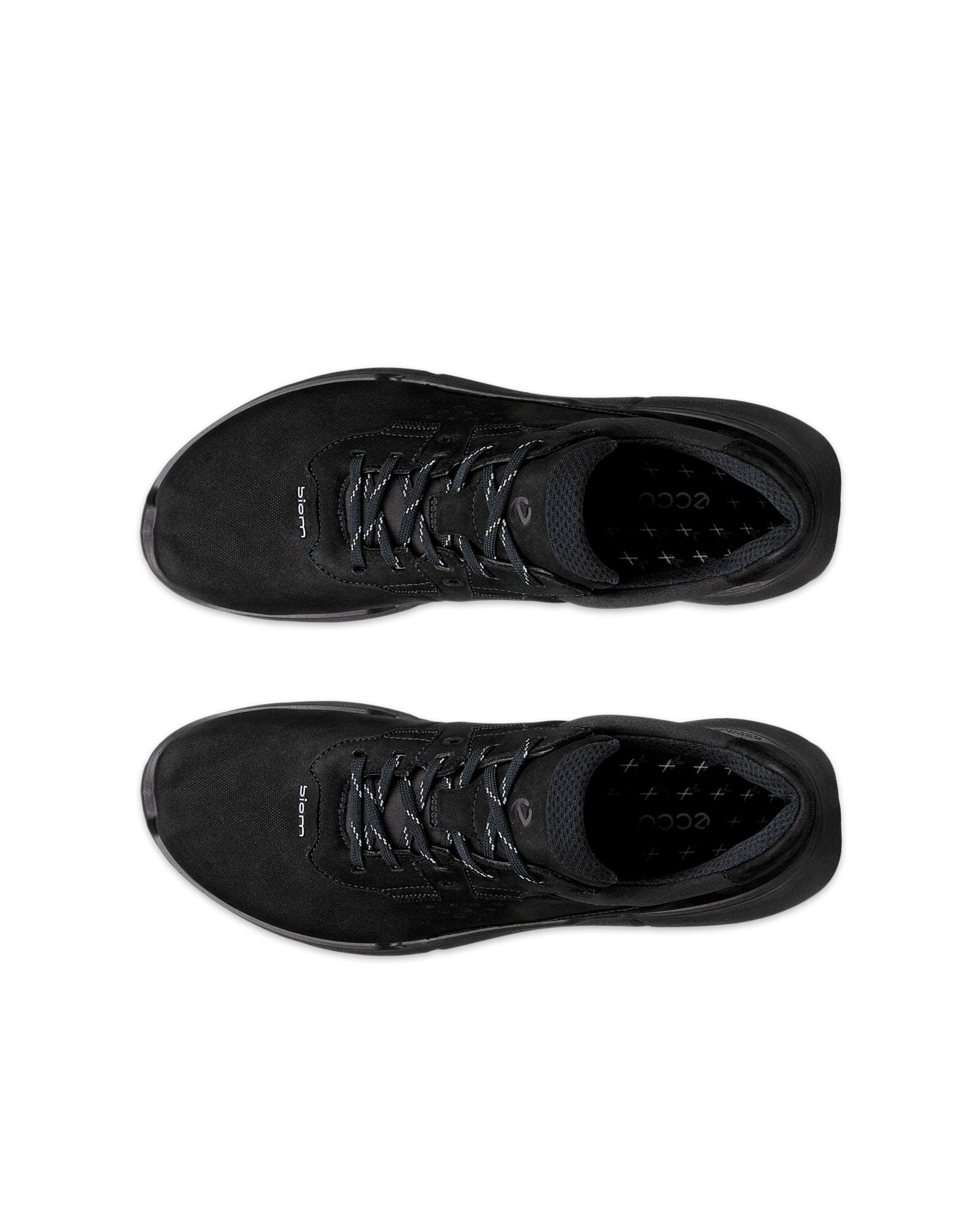 ECCO® BIOM 2.2 baskets en nubuck pour femme - Noir - Top left pair