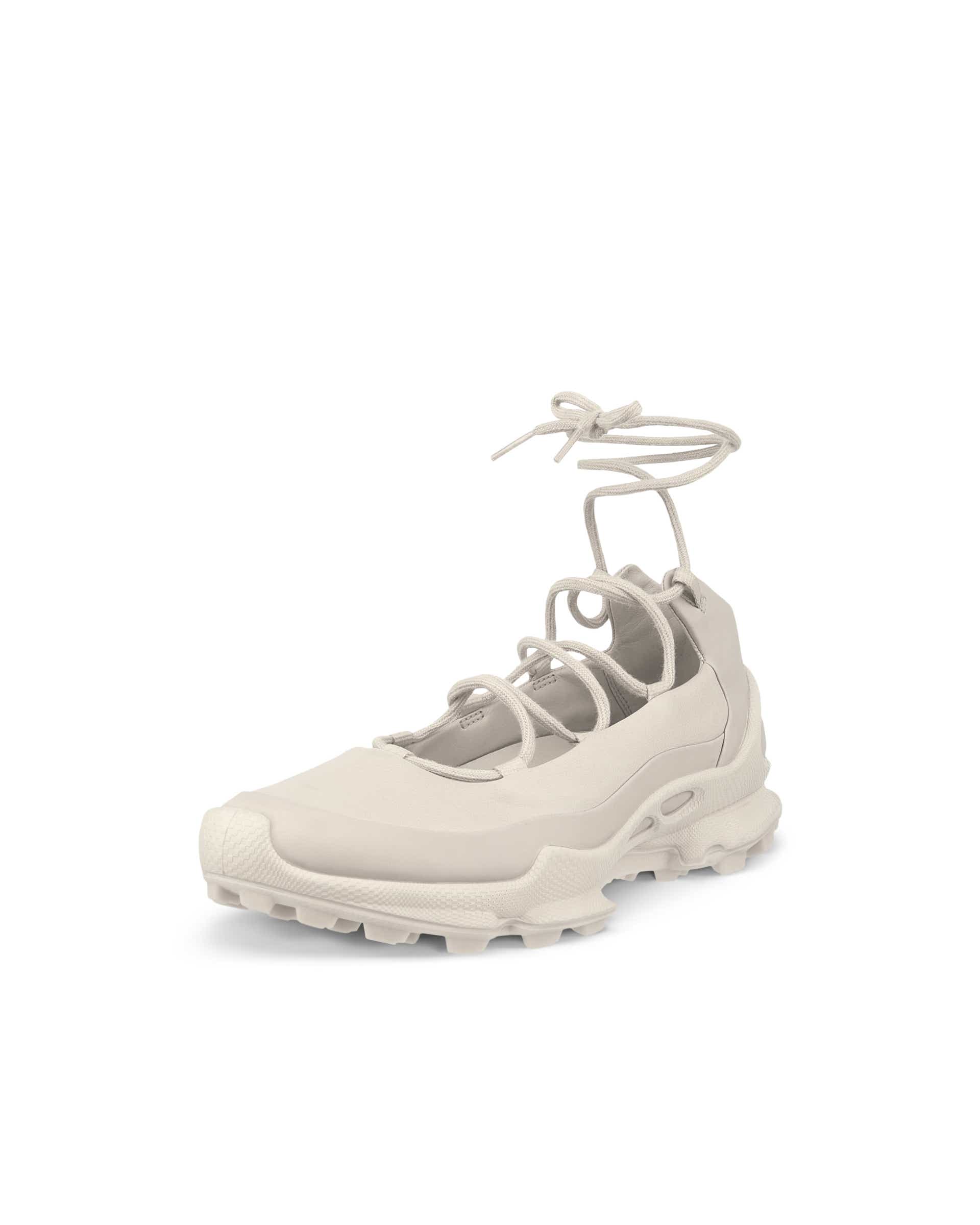 ECCO® BIOM C-Trail baskets en cuir pour femme - Beige - Main