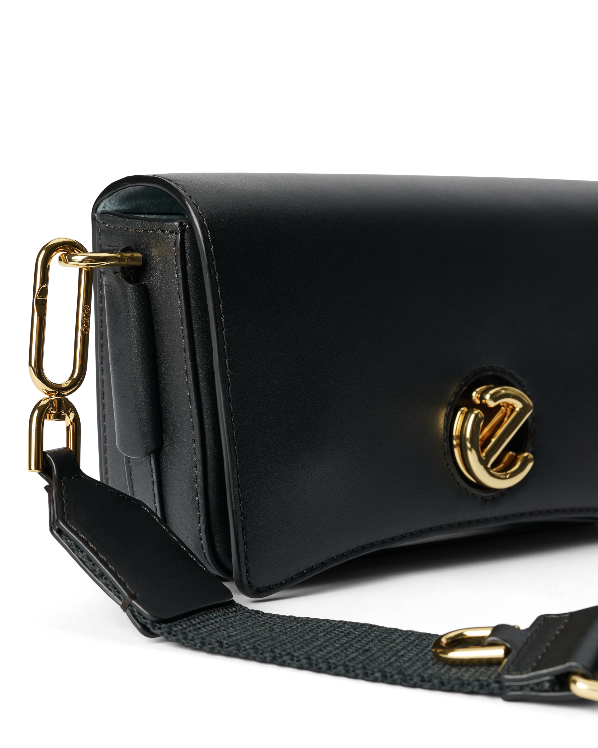ECCO Pinch Bag M — Black