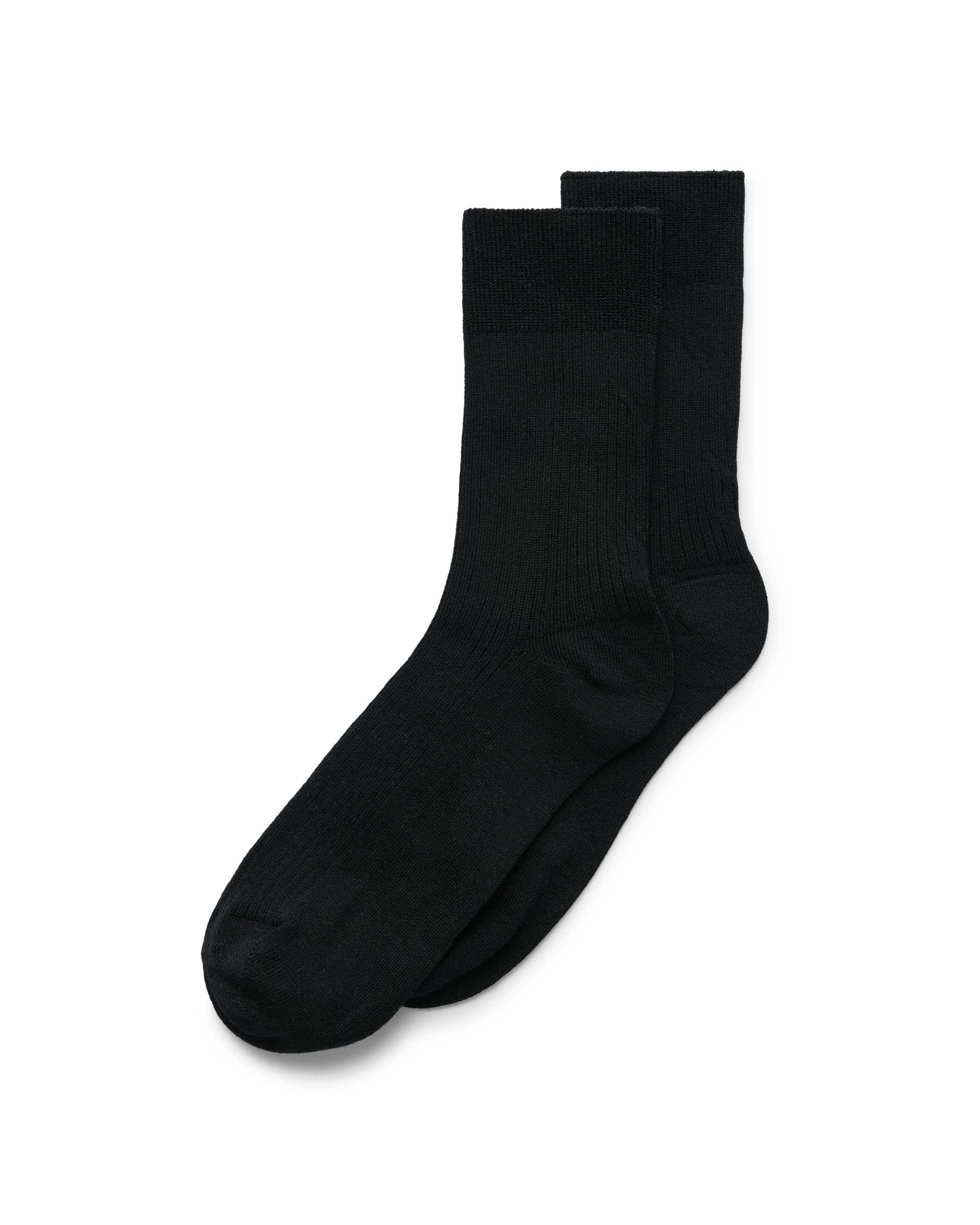 Women's ECCO® Ribbed Mid-Cut Socks - Black - Main