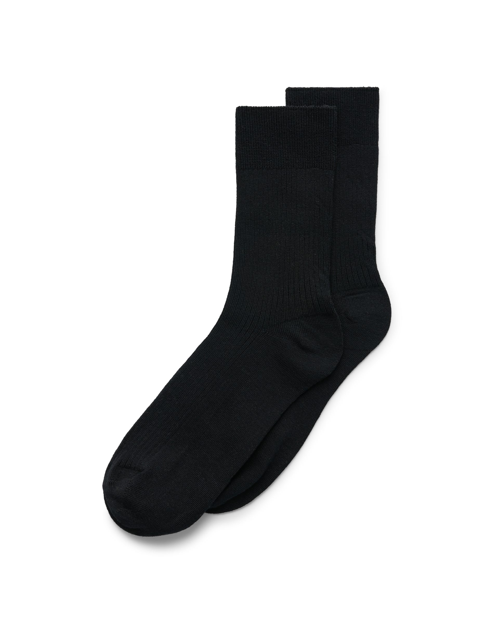 Women's ECCO® Ribbed Mid-Cut Socks - Black - Main