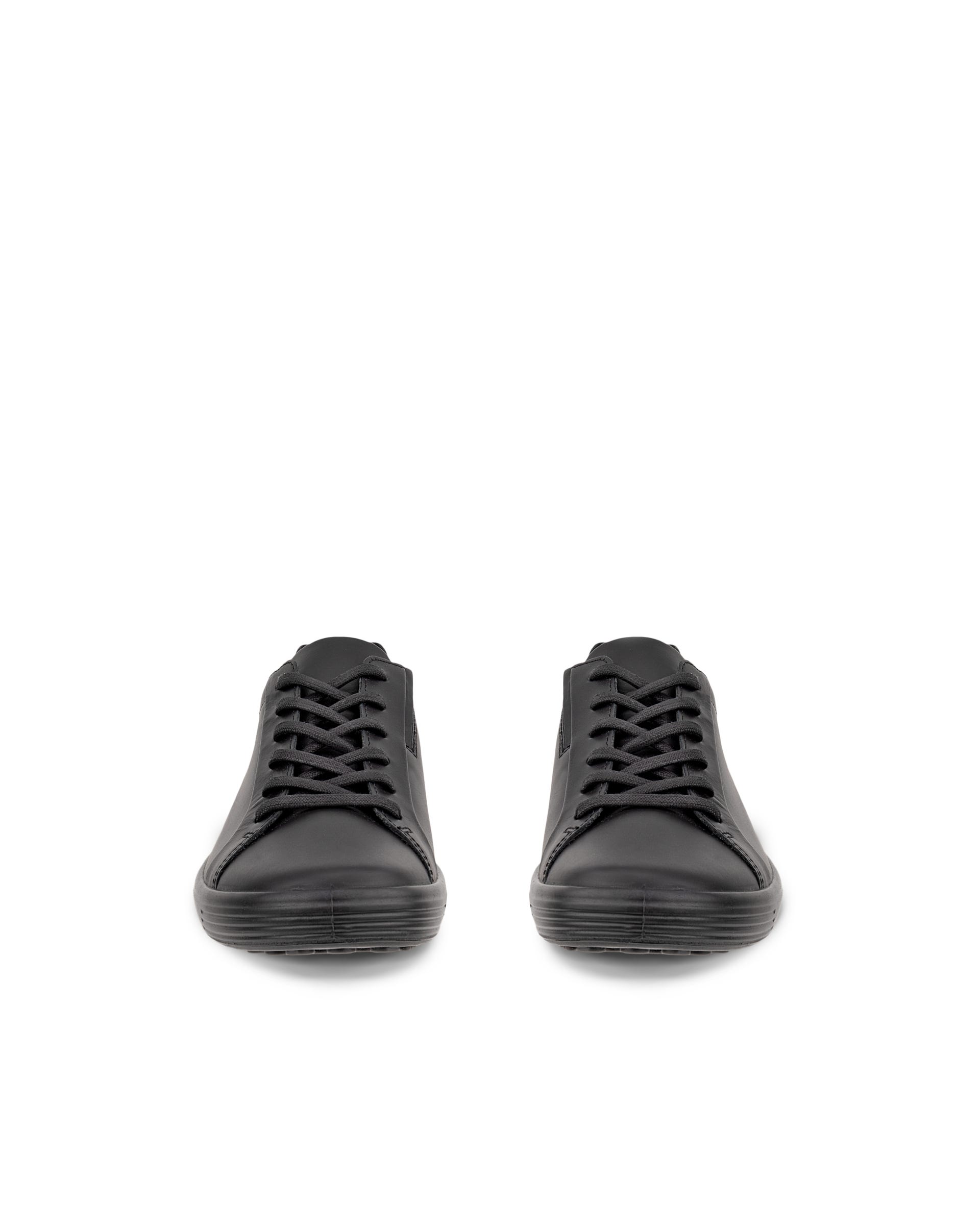 Women's ECCO® SOFT 7 Leather Trainer - Black - Front pair