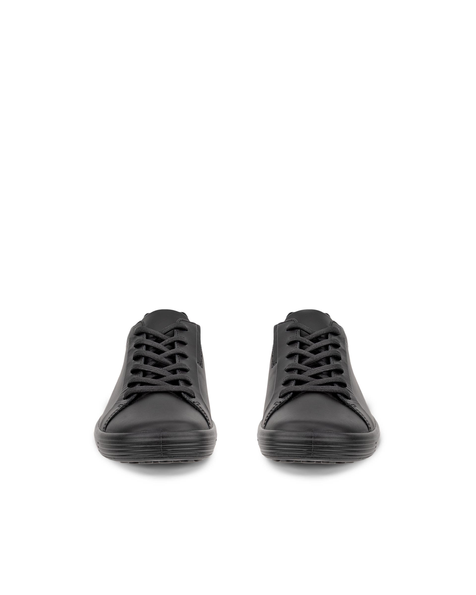 Women's ECCO® SOFT 7 Leather Trainer - Black - Front pair