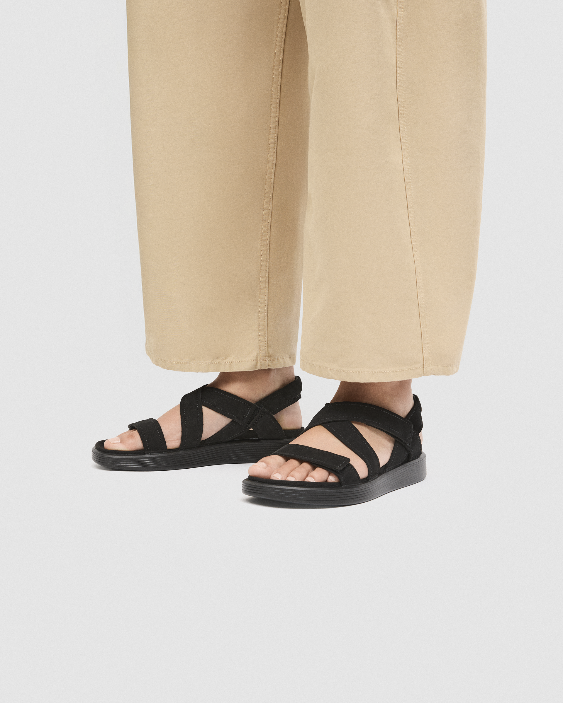 23881302001_SoftSandal_B_eCom.