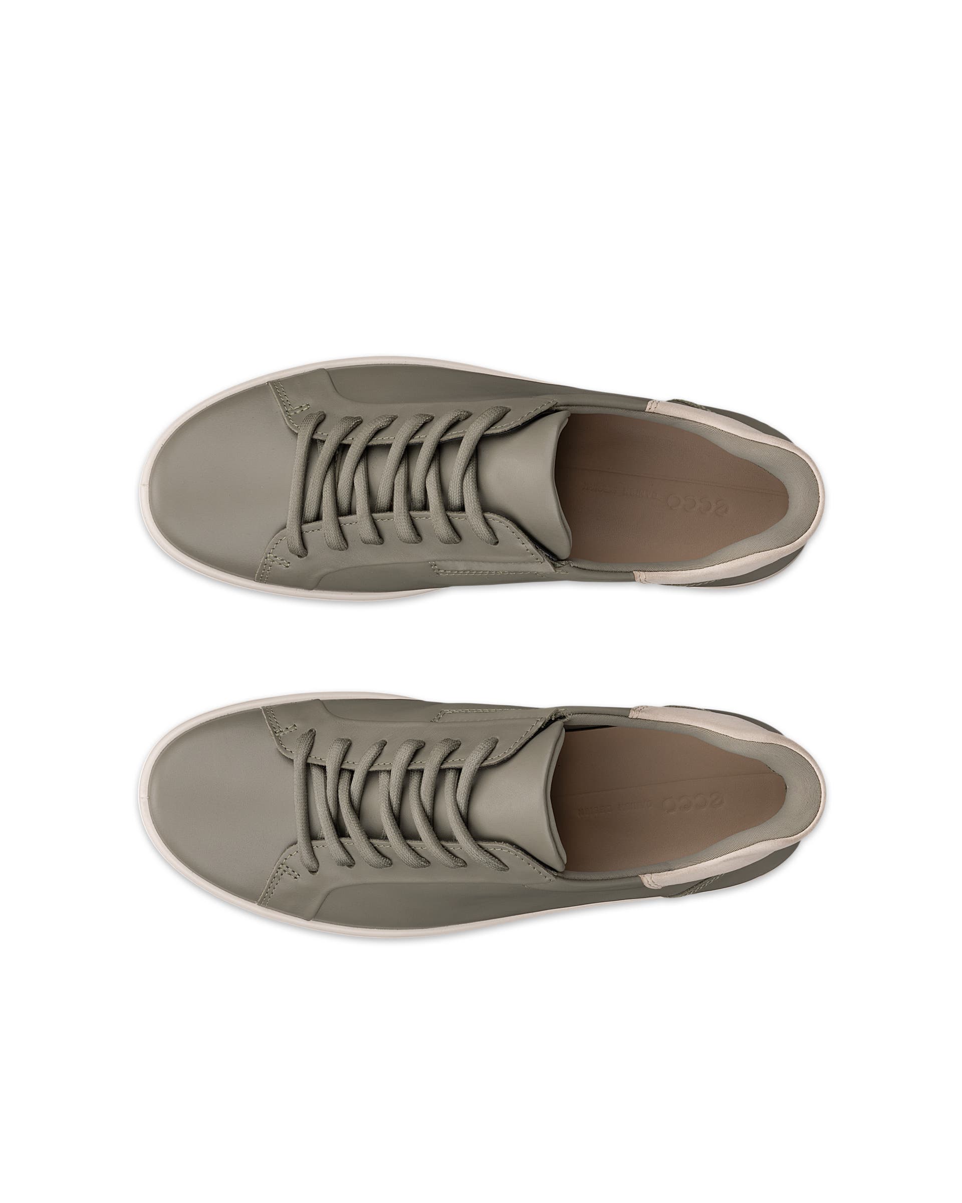 Women's ECCO® SOFT 7 Leather Trainer - Green - Top left pair