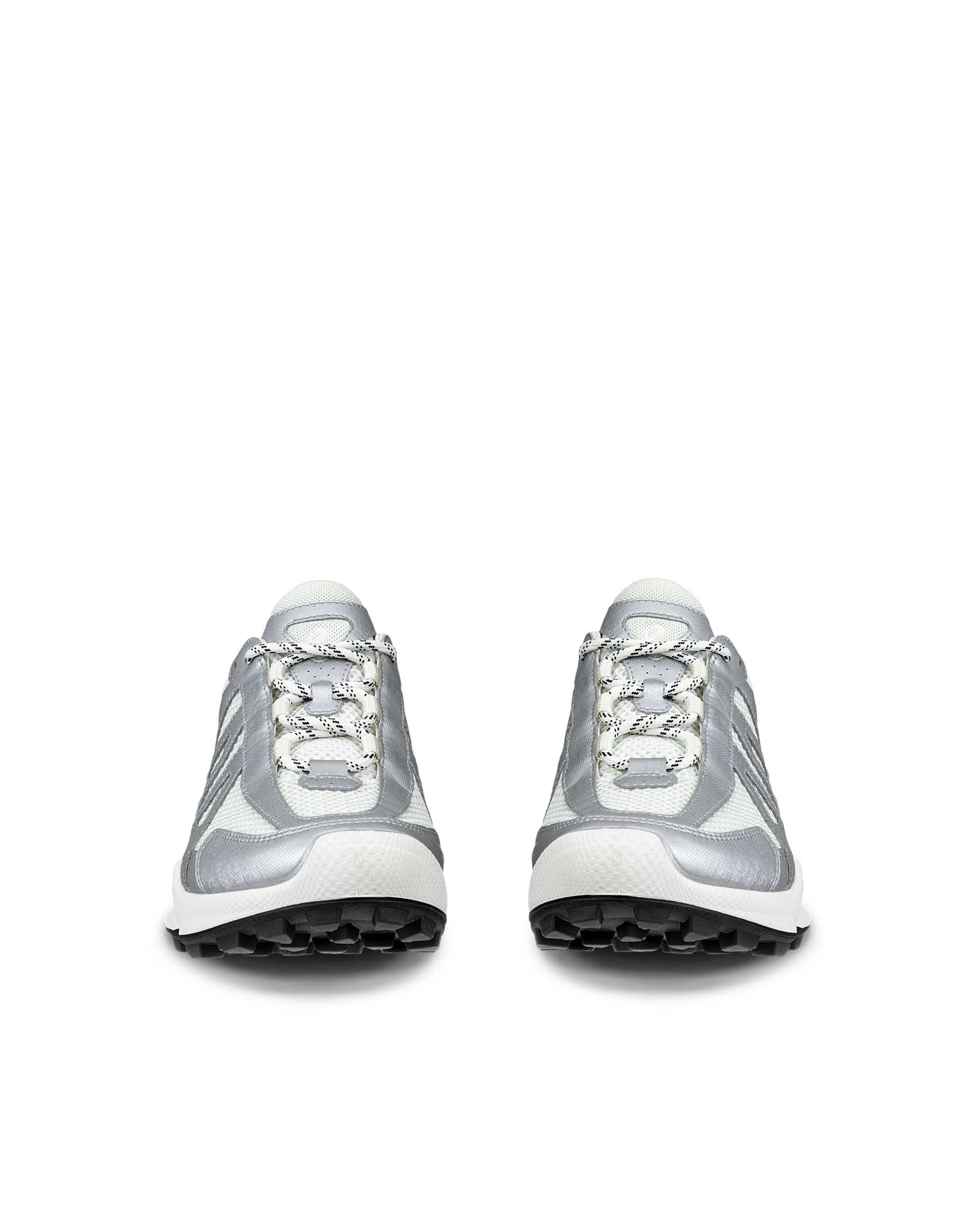 ECCO® Biom C-Trail ženske platnene tenisice za boravak na otvorenom - Metalik - Front pair