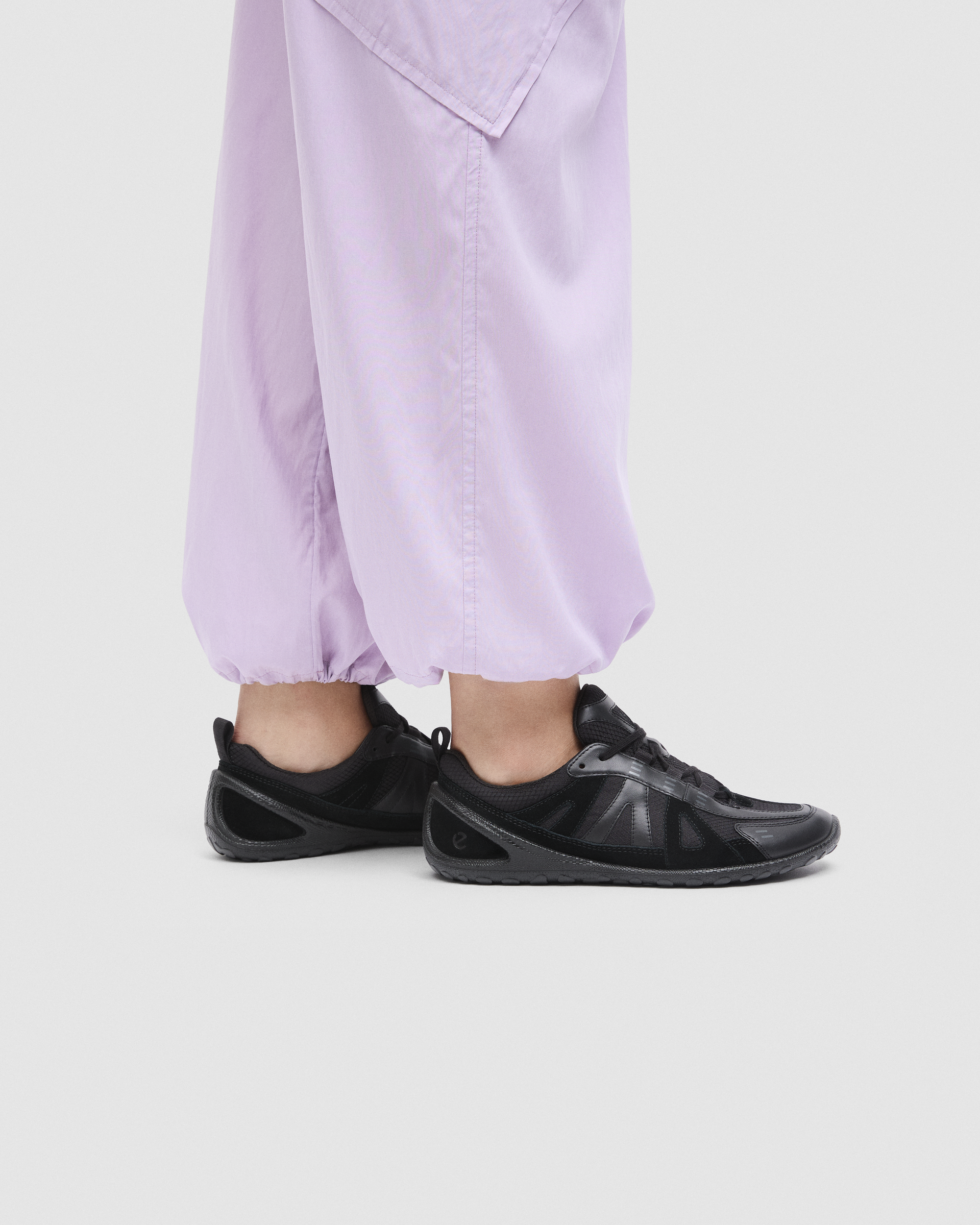ECCO Biom Lite — Black