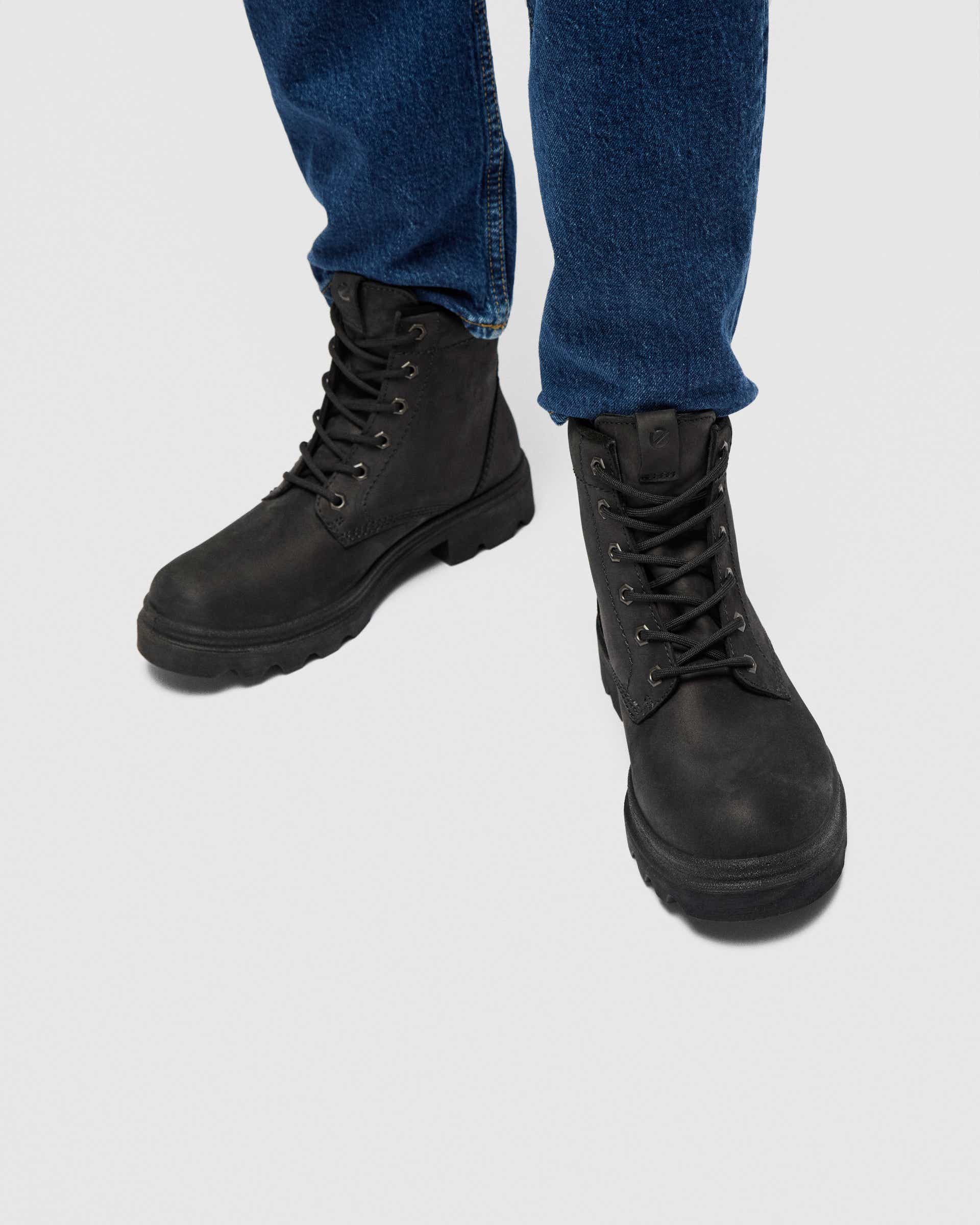 ECCO® Grainer Herren Wasserdichte Schnürstiefel aus Nubukleder - Schwarz - Lifestyle image-1