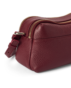 ECCO Camera Bag Curve — Red 3