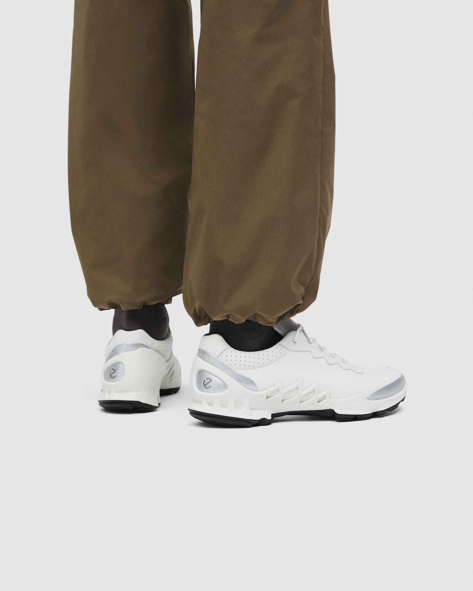 ECCO BIOM AEX — White