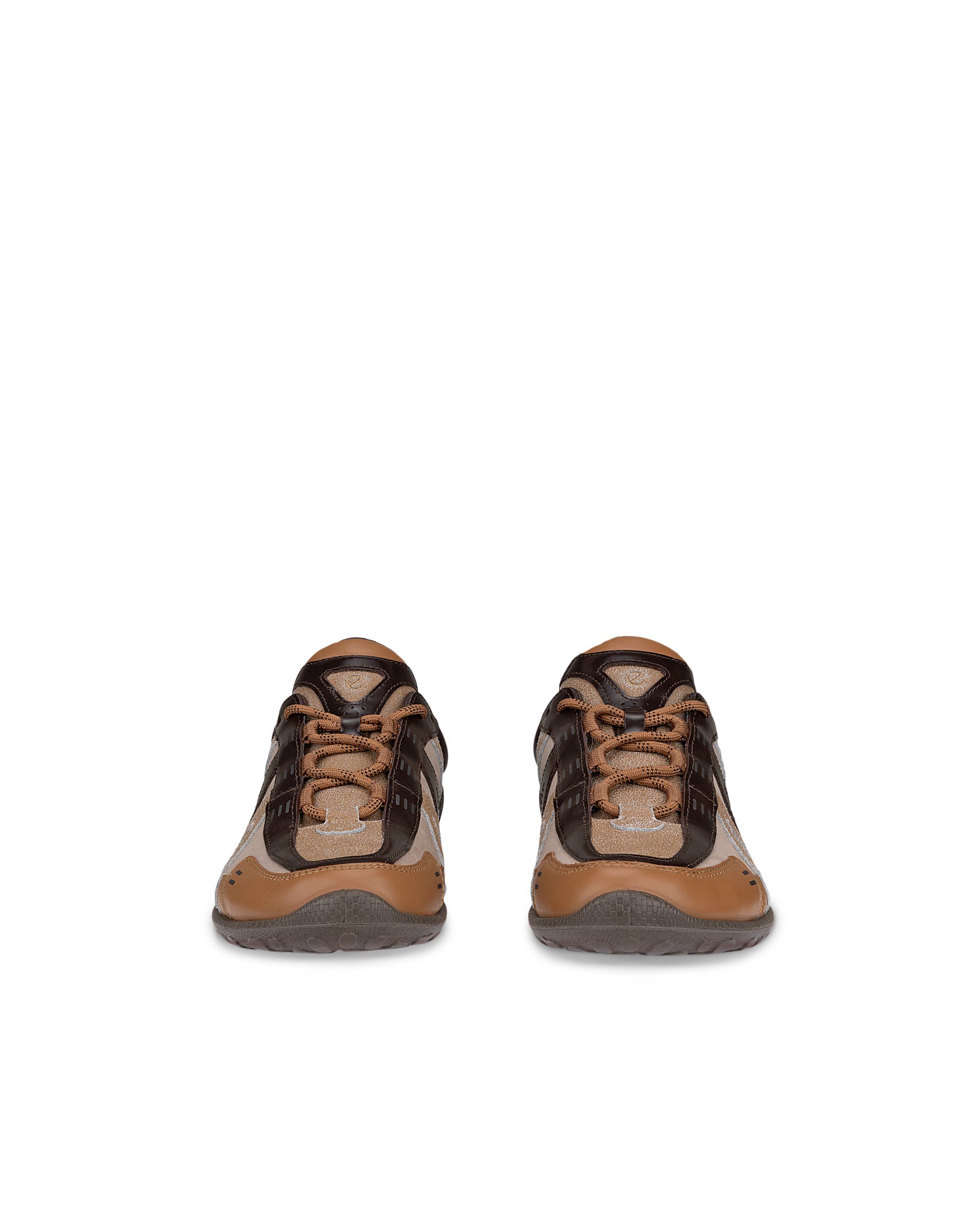 ECCO® BIOM Lite baskets de plein air en daim pour femme - Marron - Front pair