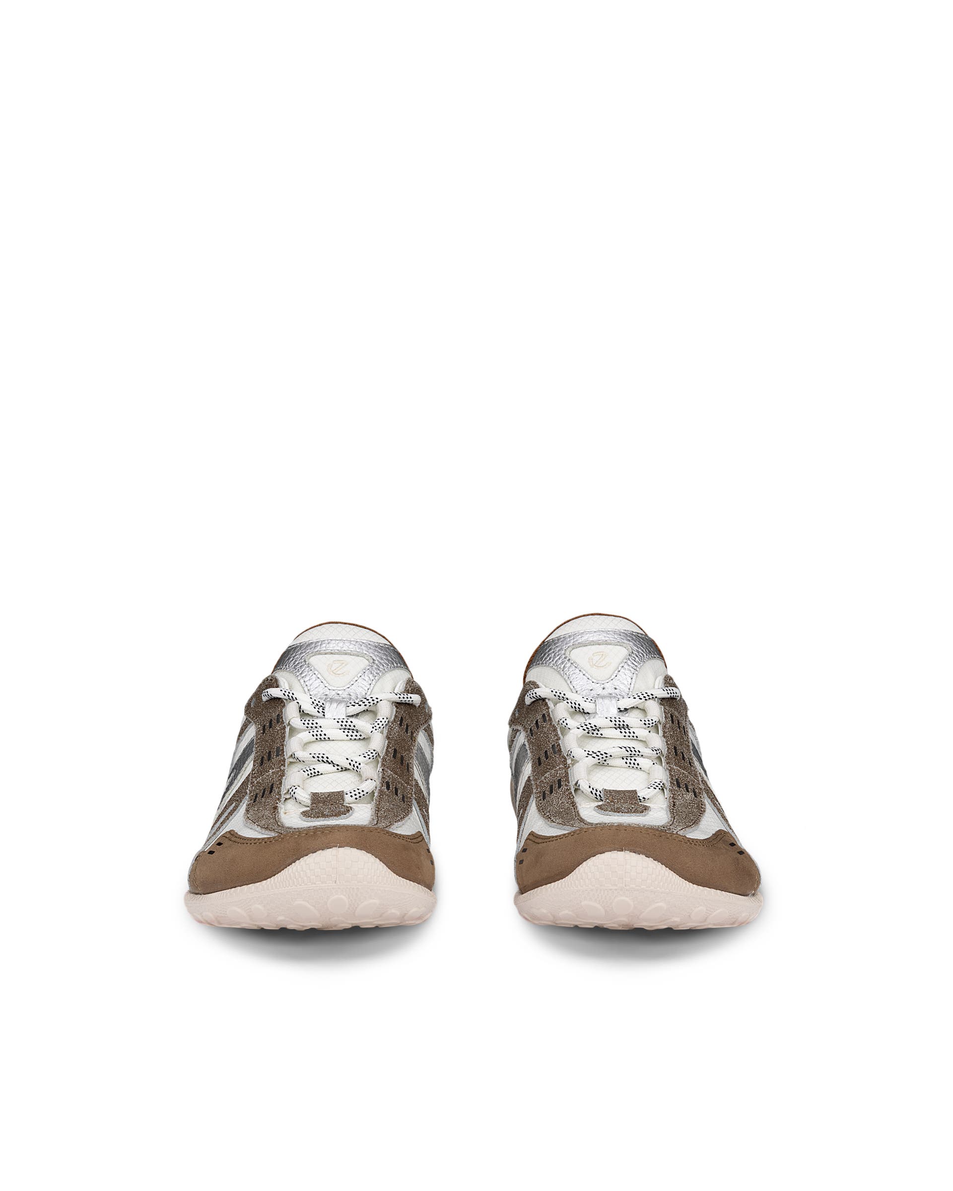 ECCO® BIOM Lite baskets de plein air en daim pour femme - Marron - Front pair